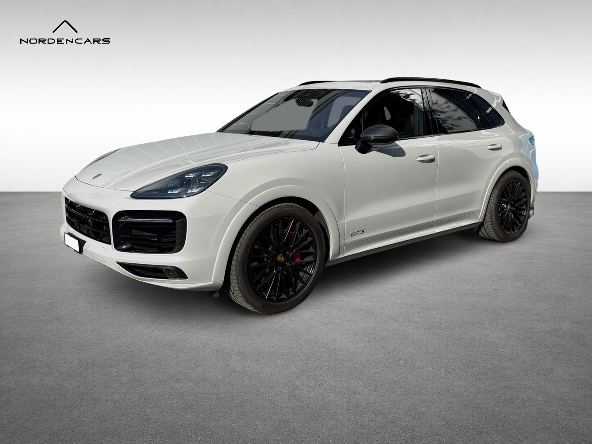 PORSCHE Cayenne GTS