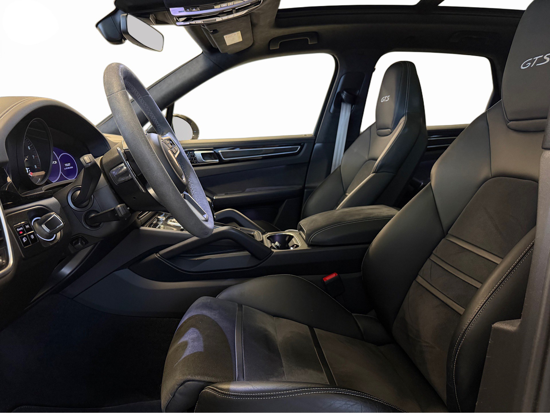 PORSCHE Cayenne GTS-image-9