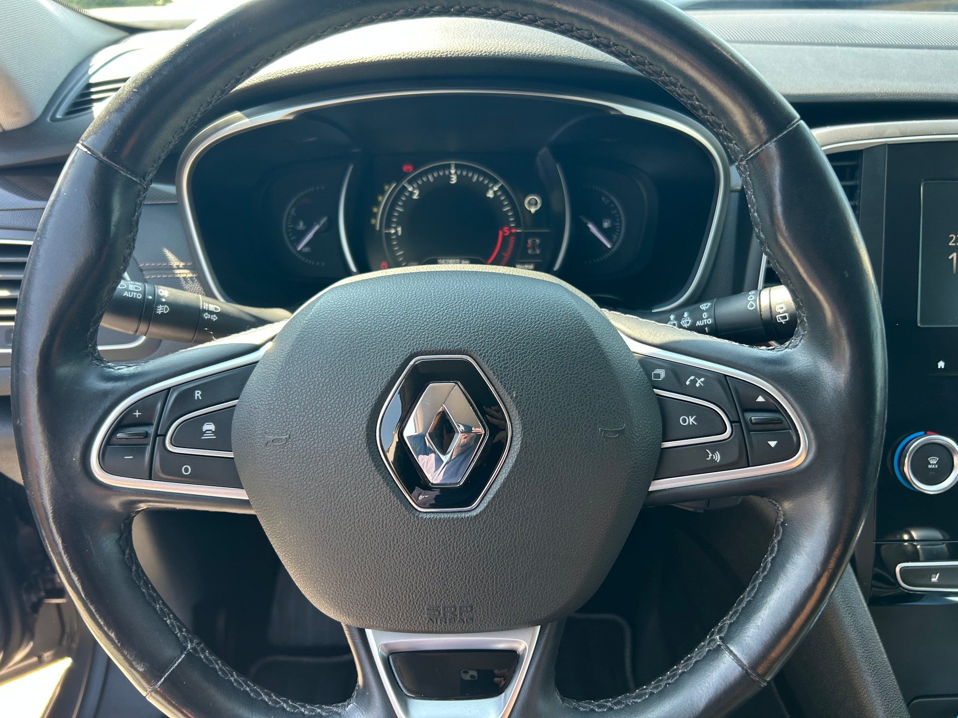 RENAULT Talisman Grandtour 1.6 dCi Intens EDC-image-16