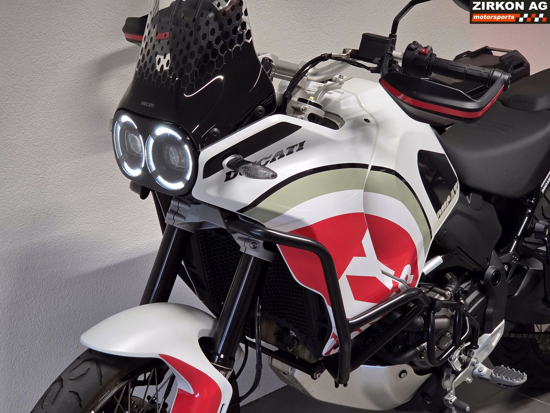 DUCATI Desert X Lucky Strike-image-10