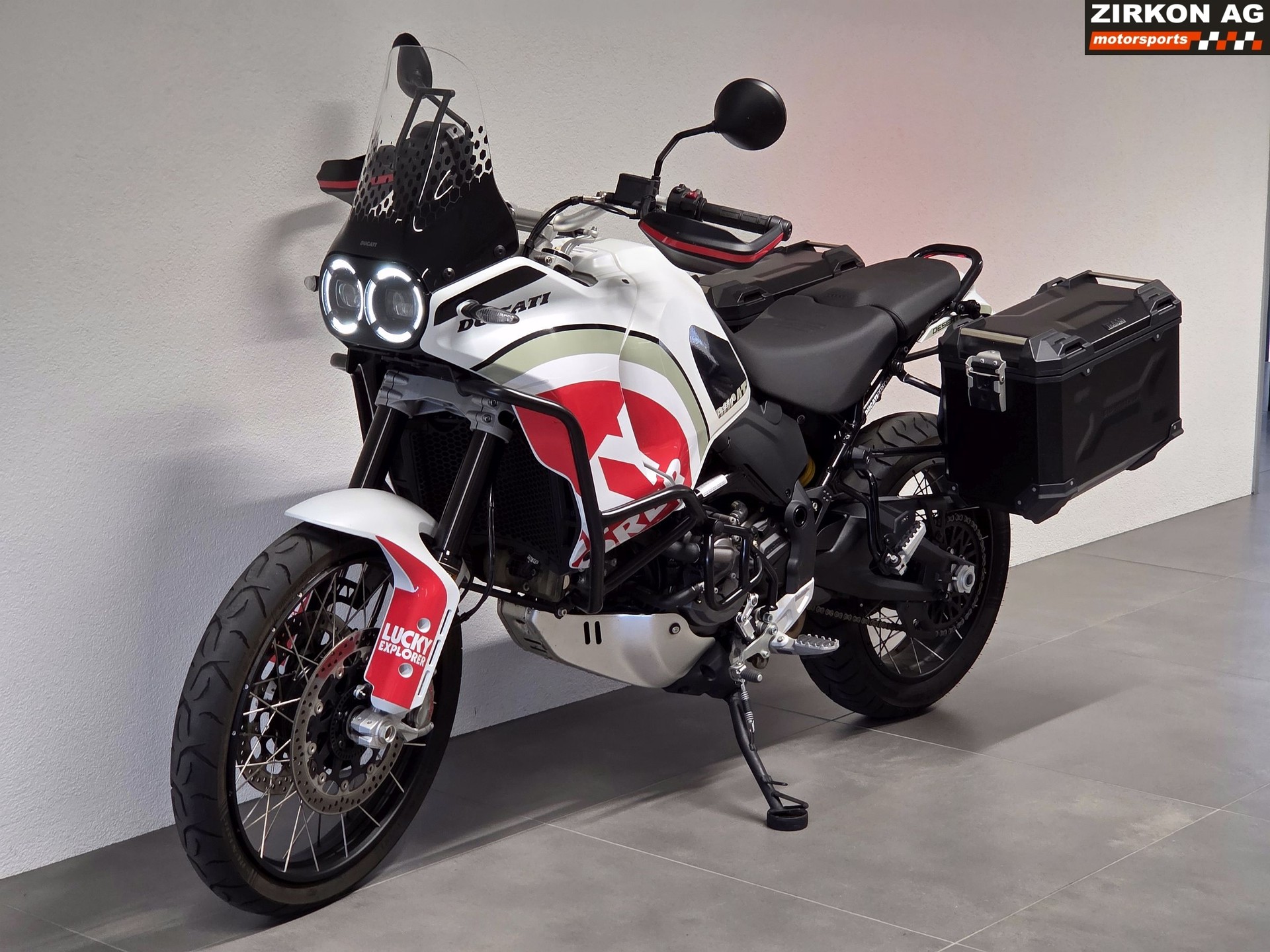 DUCATI Desert X Lucky Strike-image-8