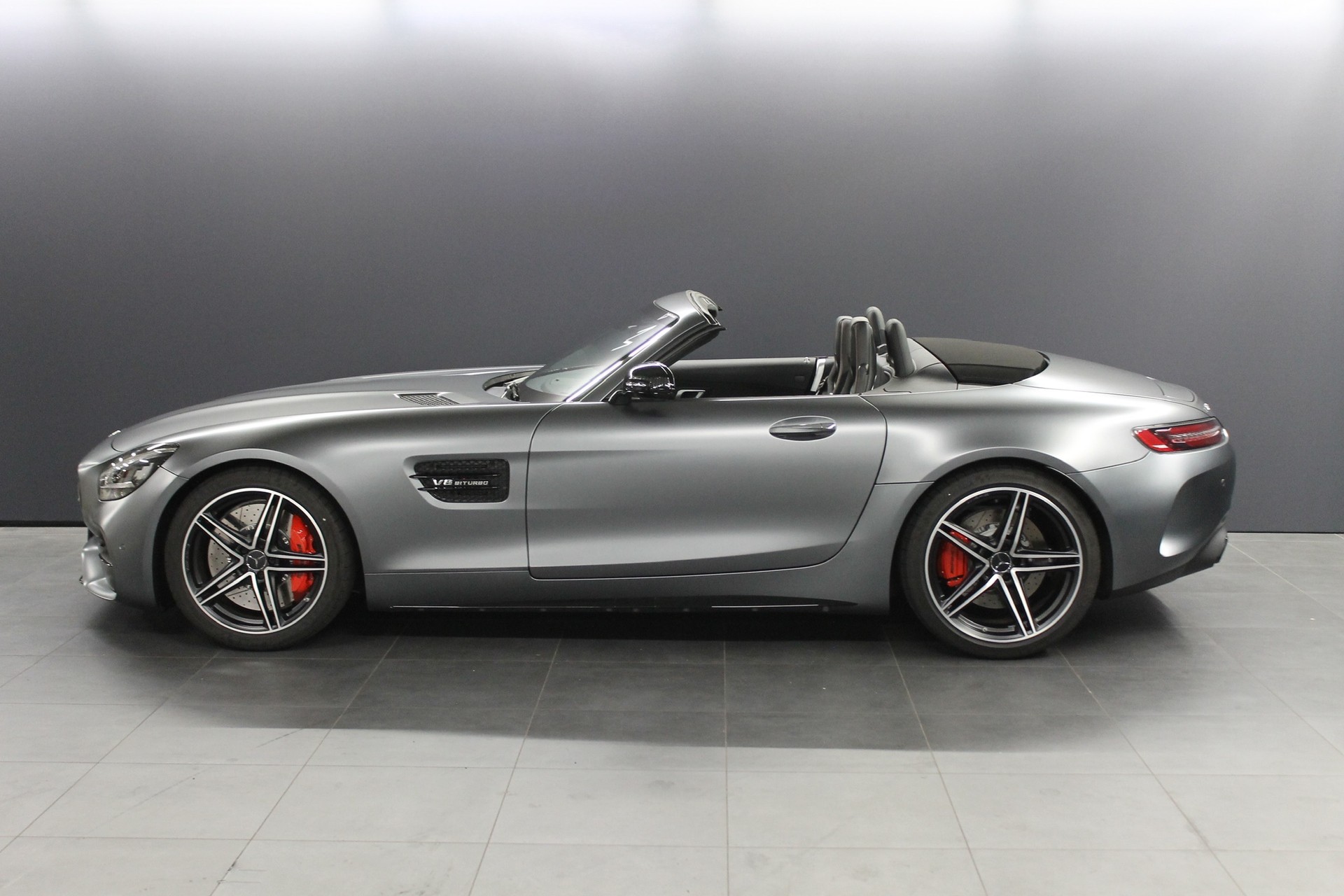 MERCEDES-BENZ AMG GT C-image-0
