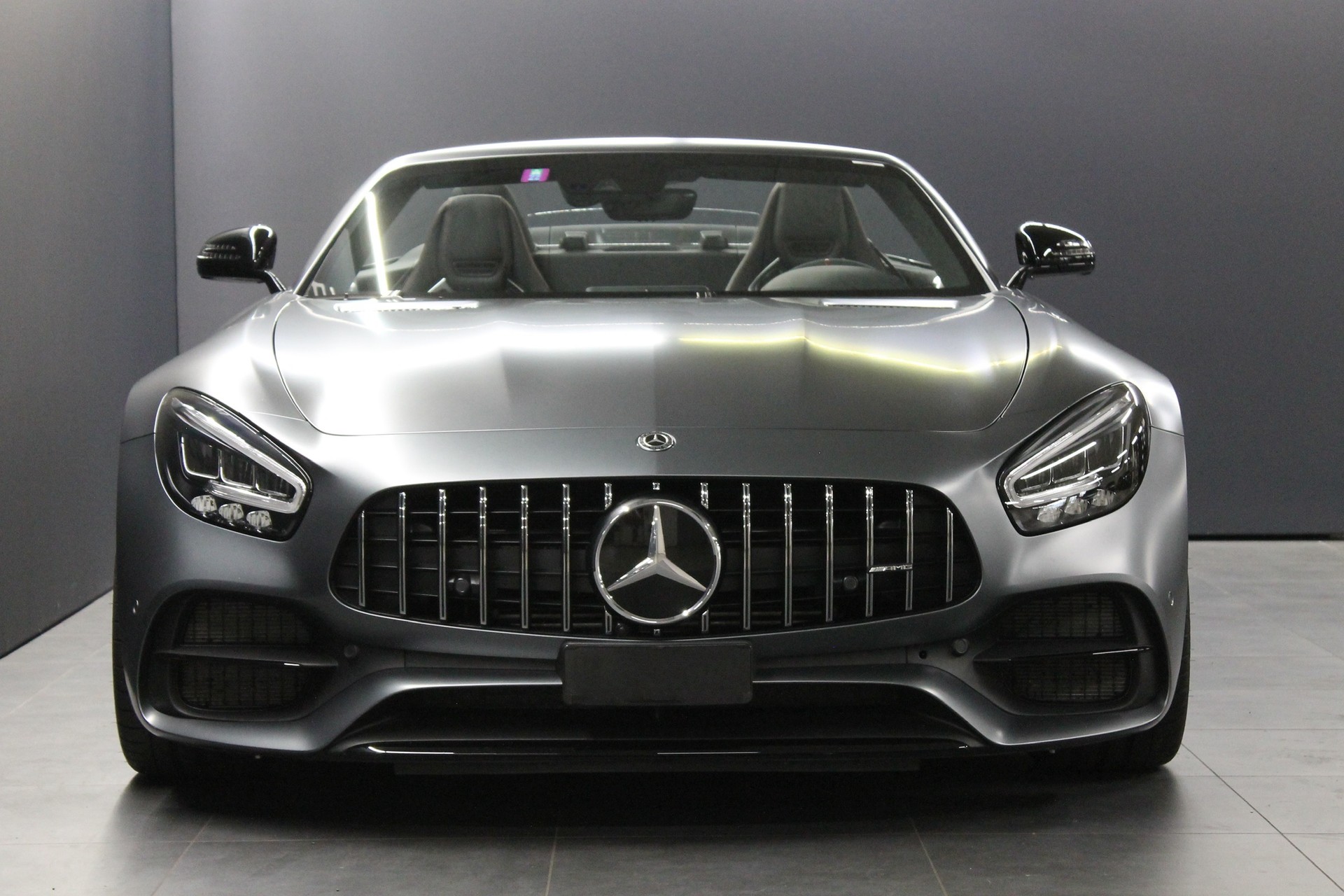 MERCEDES-BENZ AMG GT C-image-2