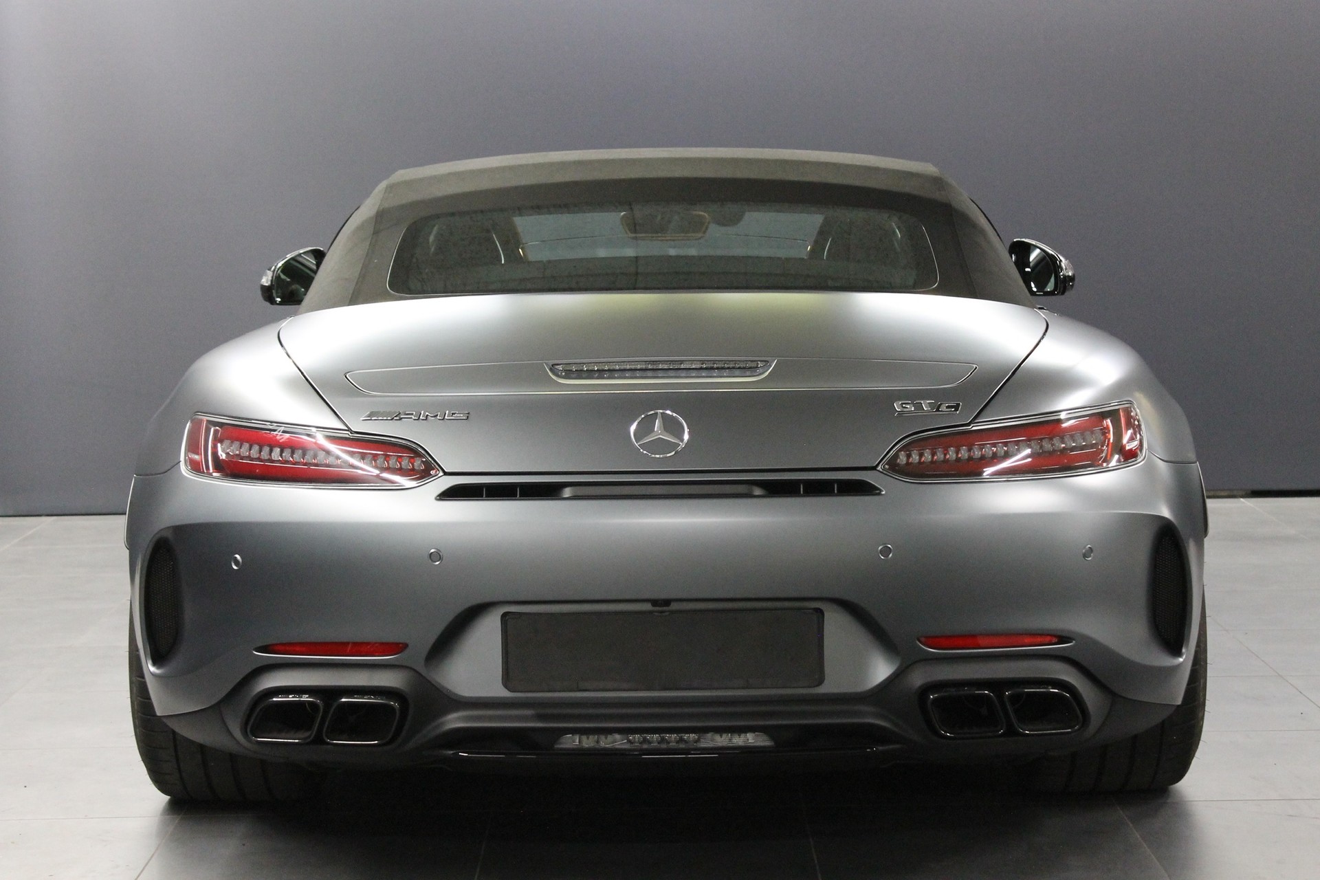 MERCEDES-BENZ AMG GT C-image-4