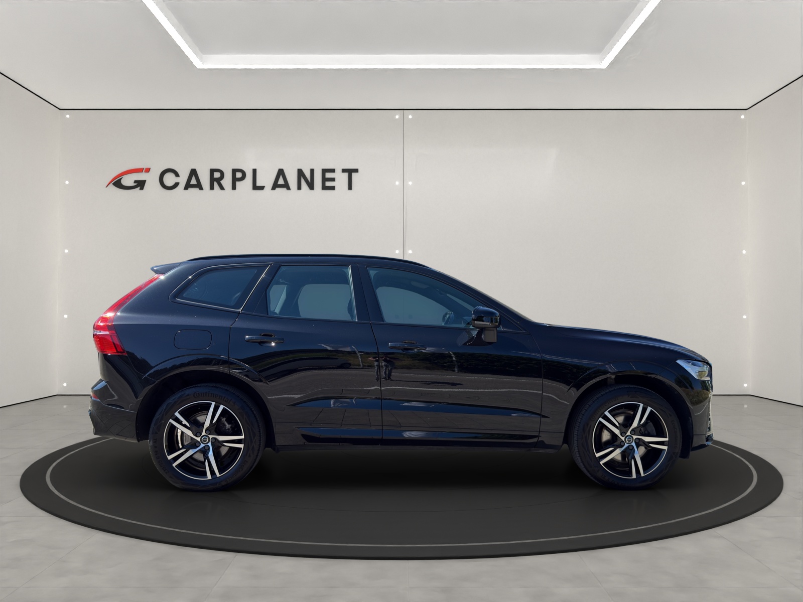 VOLVO XC60 2.0 B5 MH R-Design AWD-image-1
