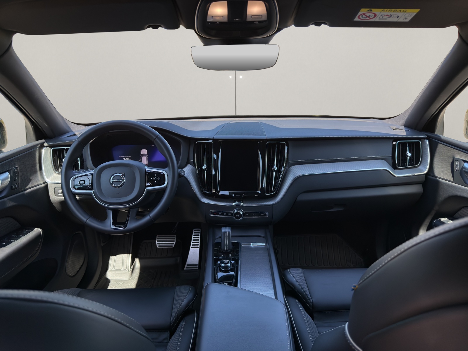 VOLVO XC60 2.0 B5 MH R-Design AWD-image-13