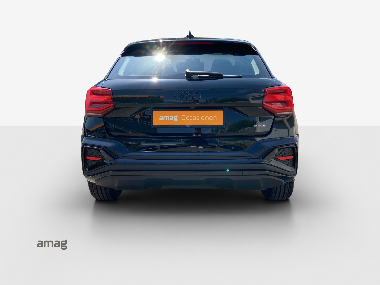 AUDI Q2 40 TFSI S line quattro S-tronic-image-3