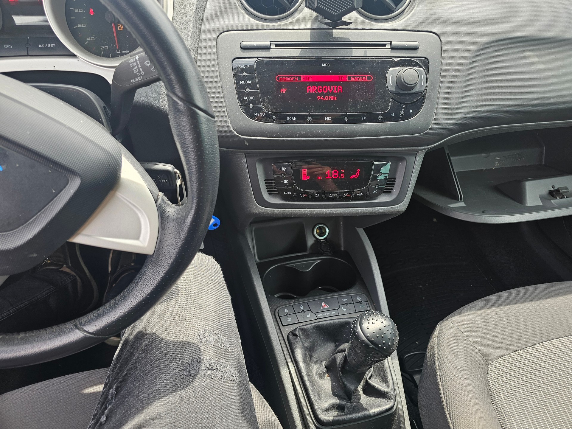 SEAT Ibiza ST 1.6 TDI Sport-image-10