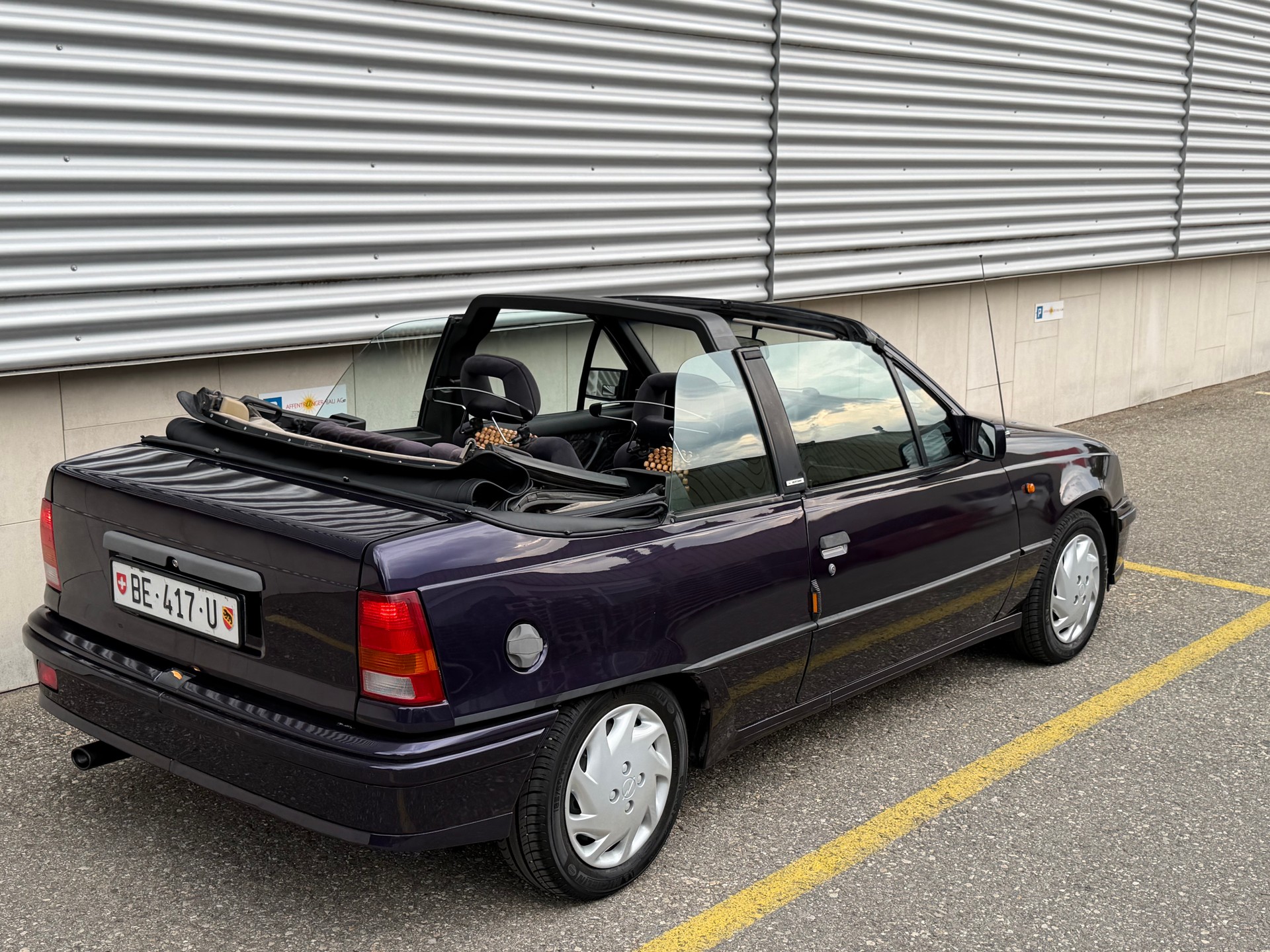 OPEL Kadett Cabriolet 2.0i Edition-image-4