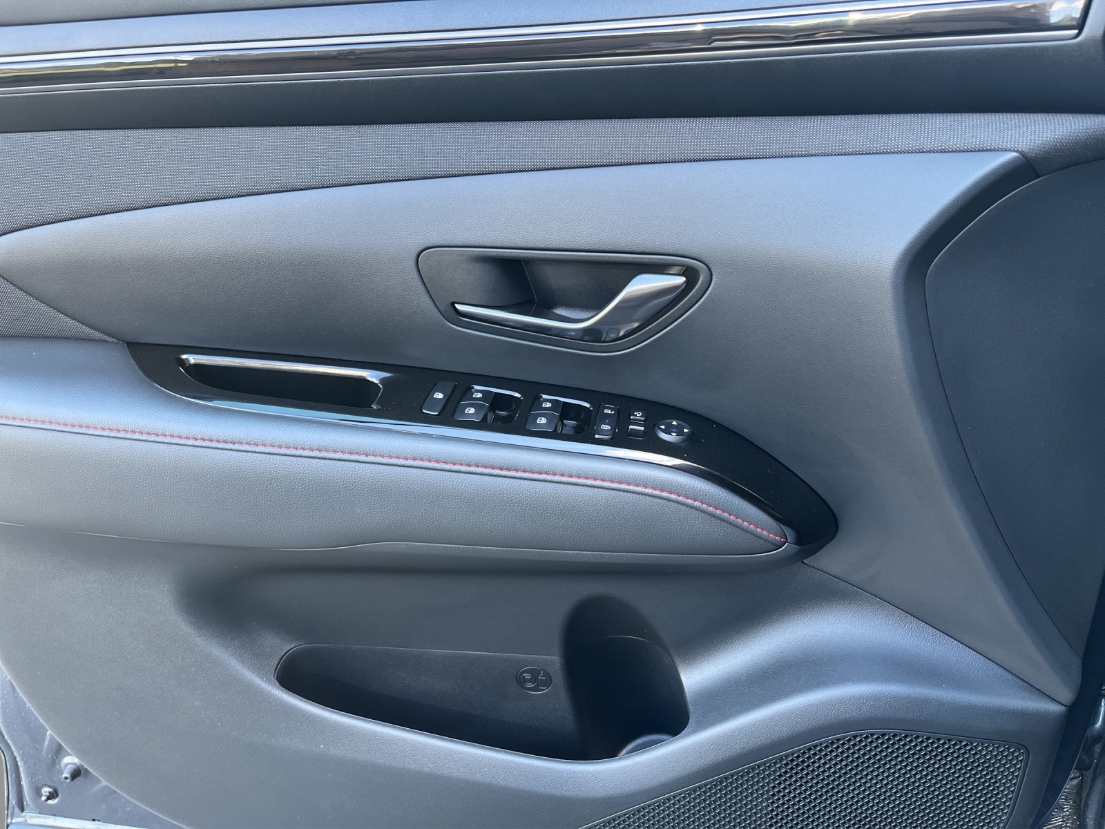 HYUNDAI Tucson 1.6 TGDI HEV N Line 4WD-image-12