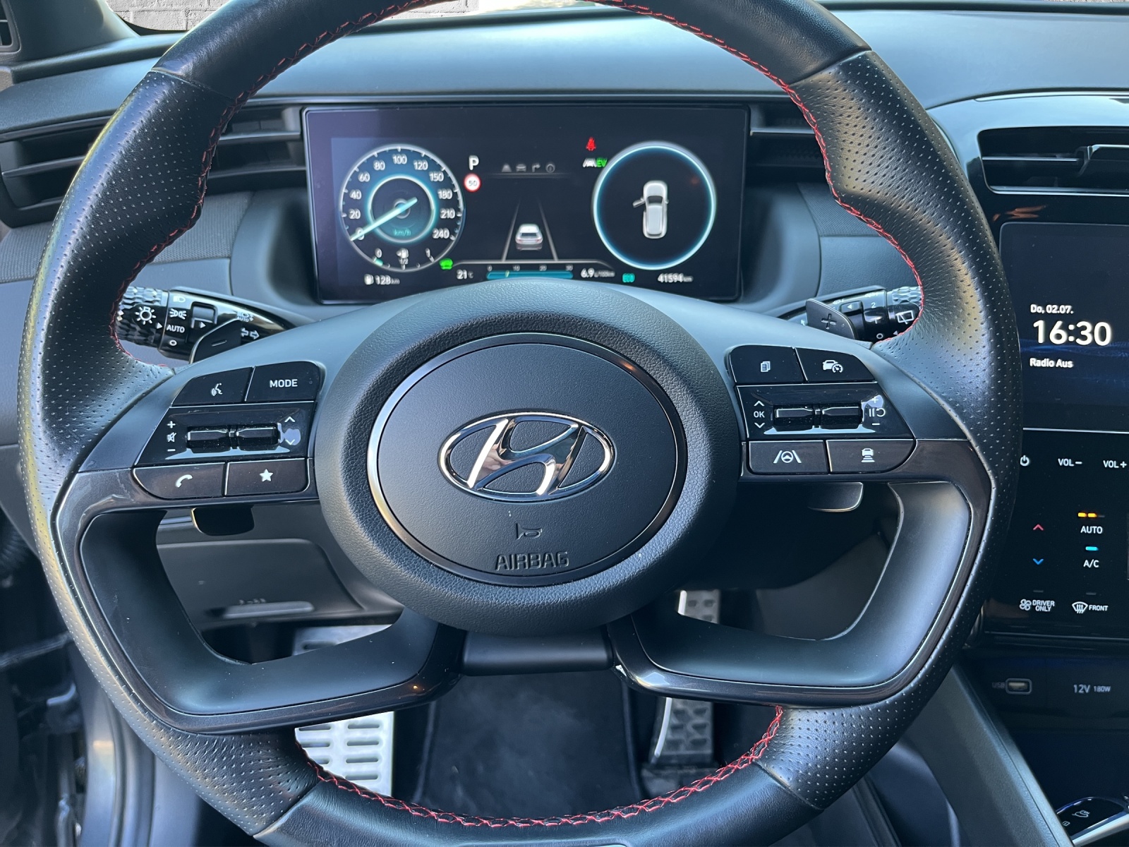 HYUNDAI Tucson 1.6 TGDI HEV N Line 4WD-image-9