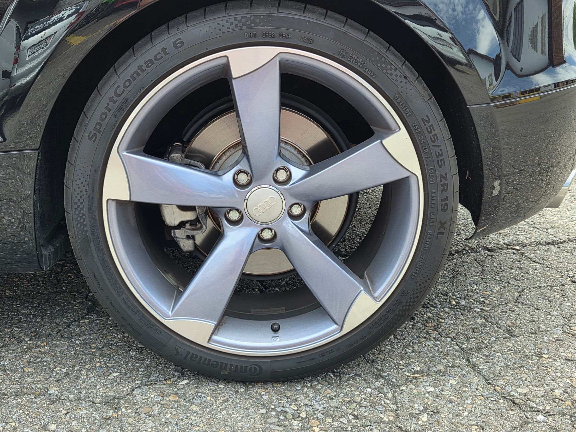 AUDI 3.2 V6 quattro S-Tronic-image-2