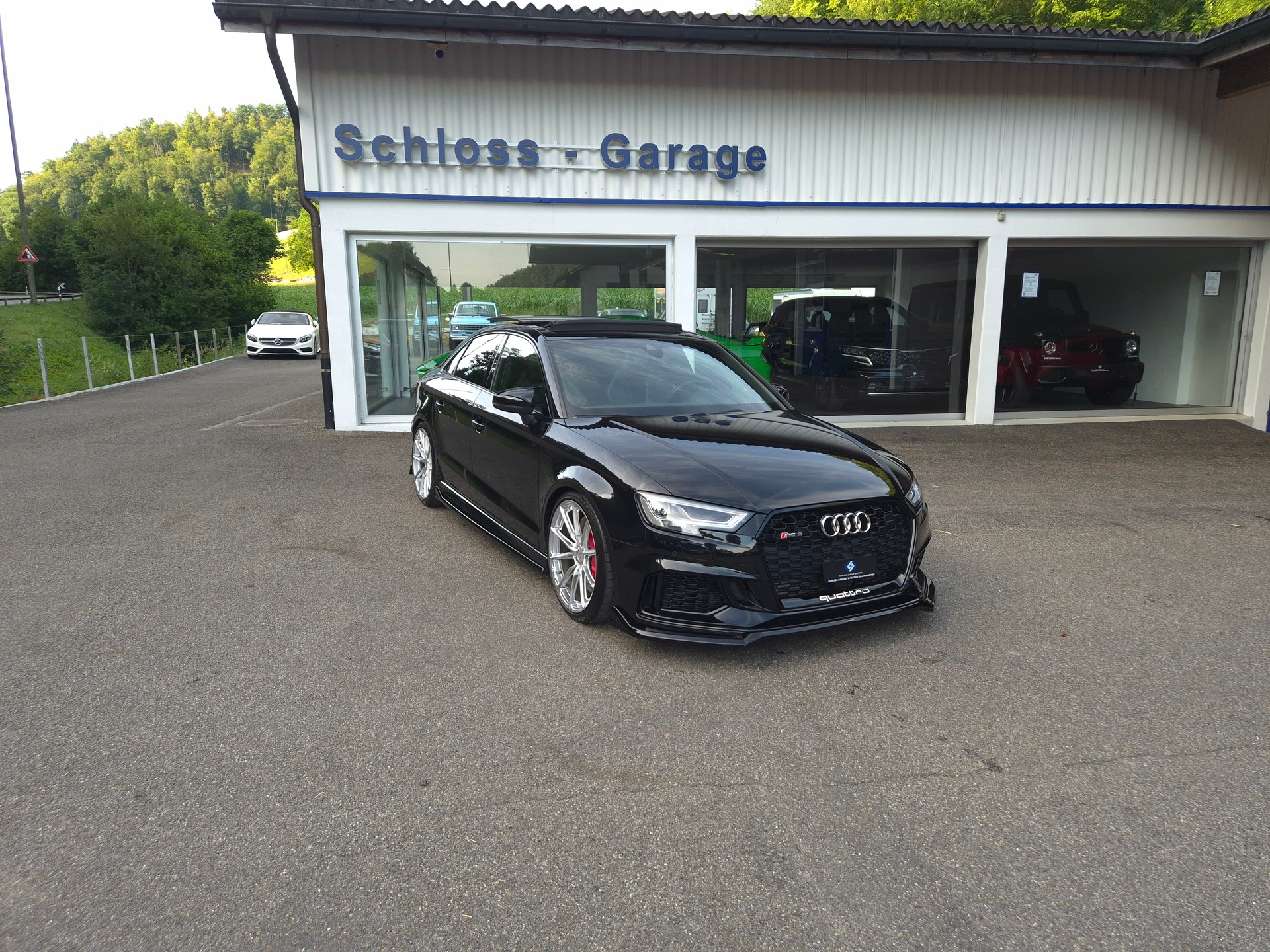 AUDI RS3 Limousine 2.5 TSI quattro S-tronic-image-1