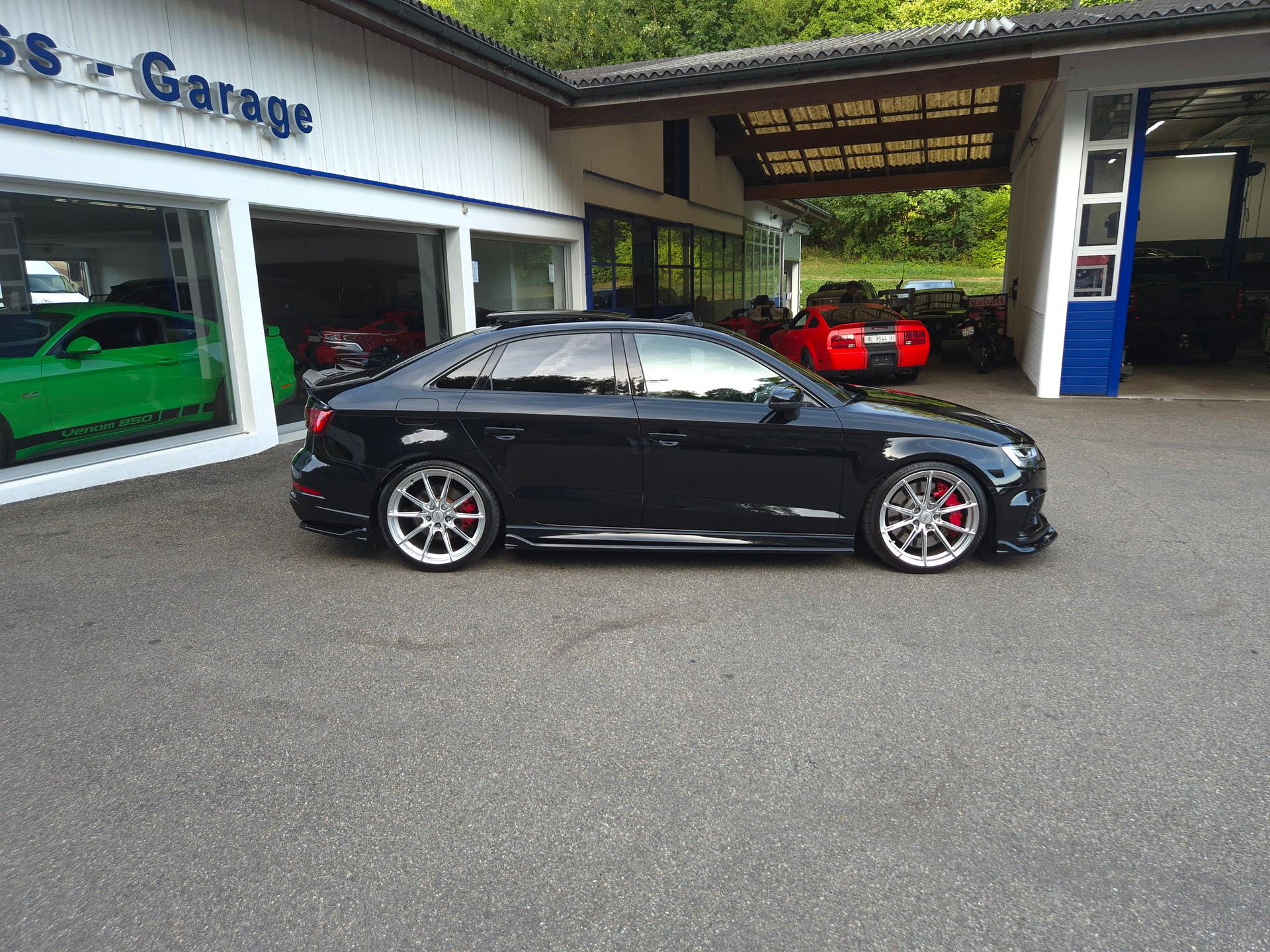 AUDI RS3 Limousine 2.5 TSI quattro S-tronic-image-14