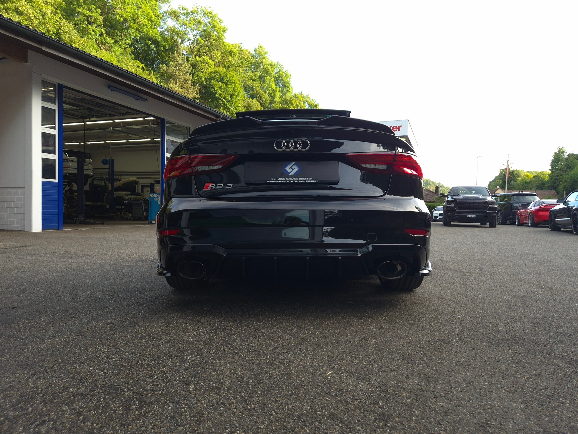 AUDI RS3 Limousine 2.5 TSI quattro S-tronic-image-11