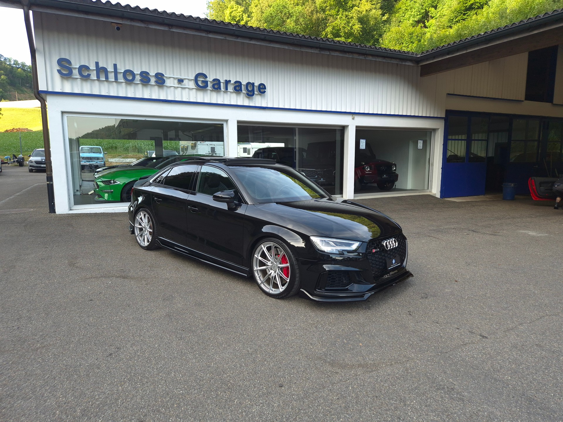 AUDI RS3 Limousine 2.5 TSI quattro S-tronic-image-0