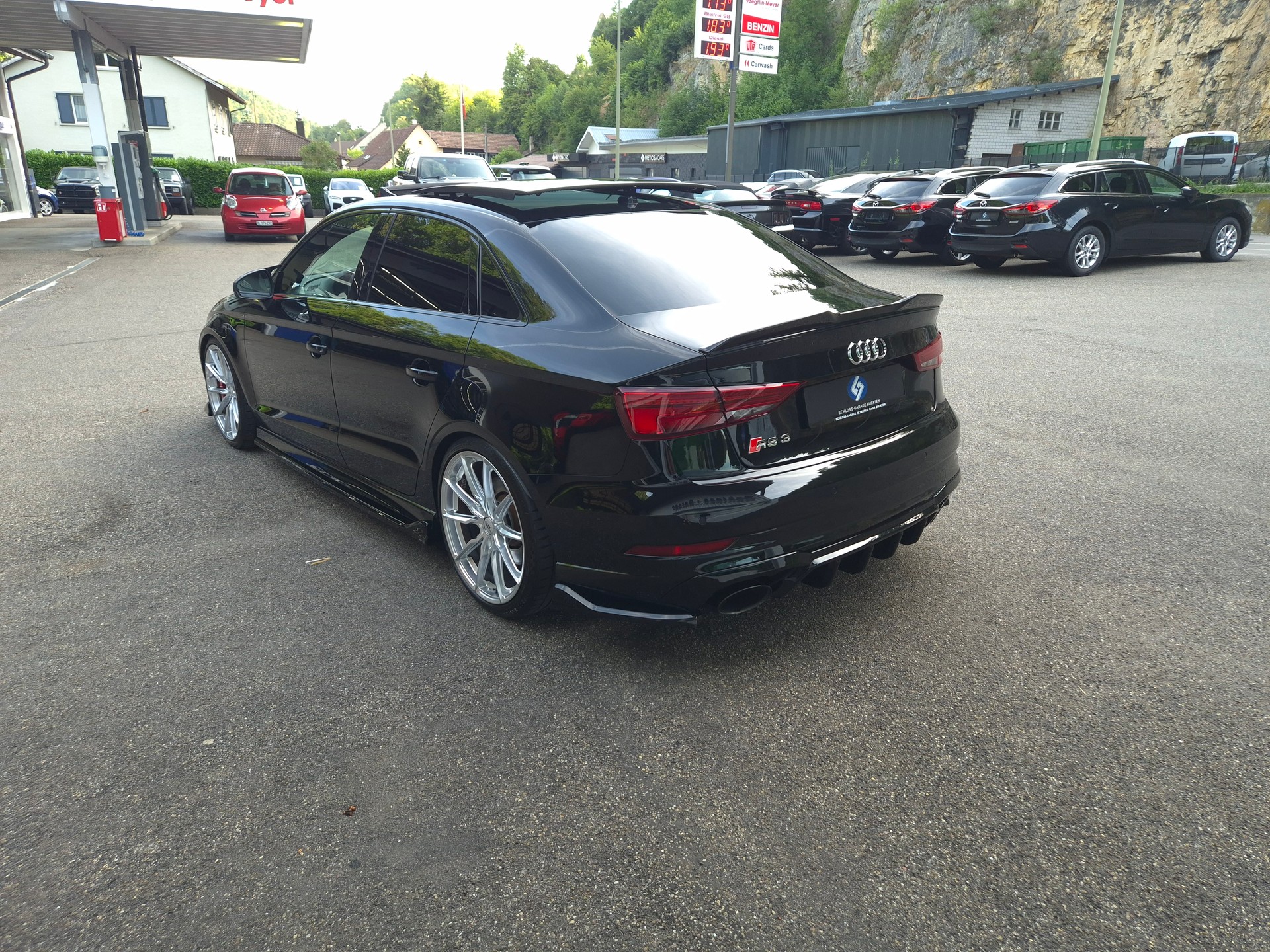 AUDI RS3 Limousine 2.5 TSI quattro S-tronic-image-9