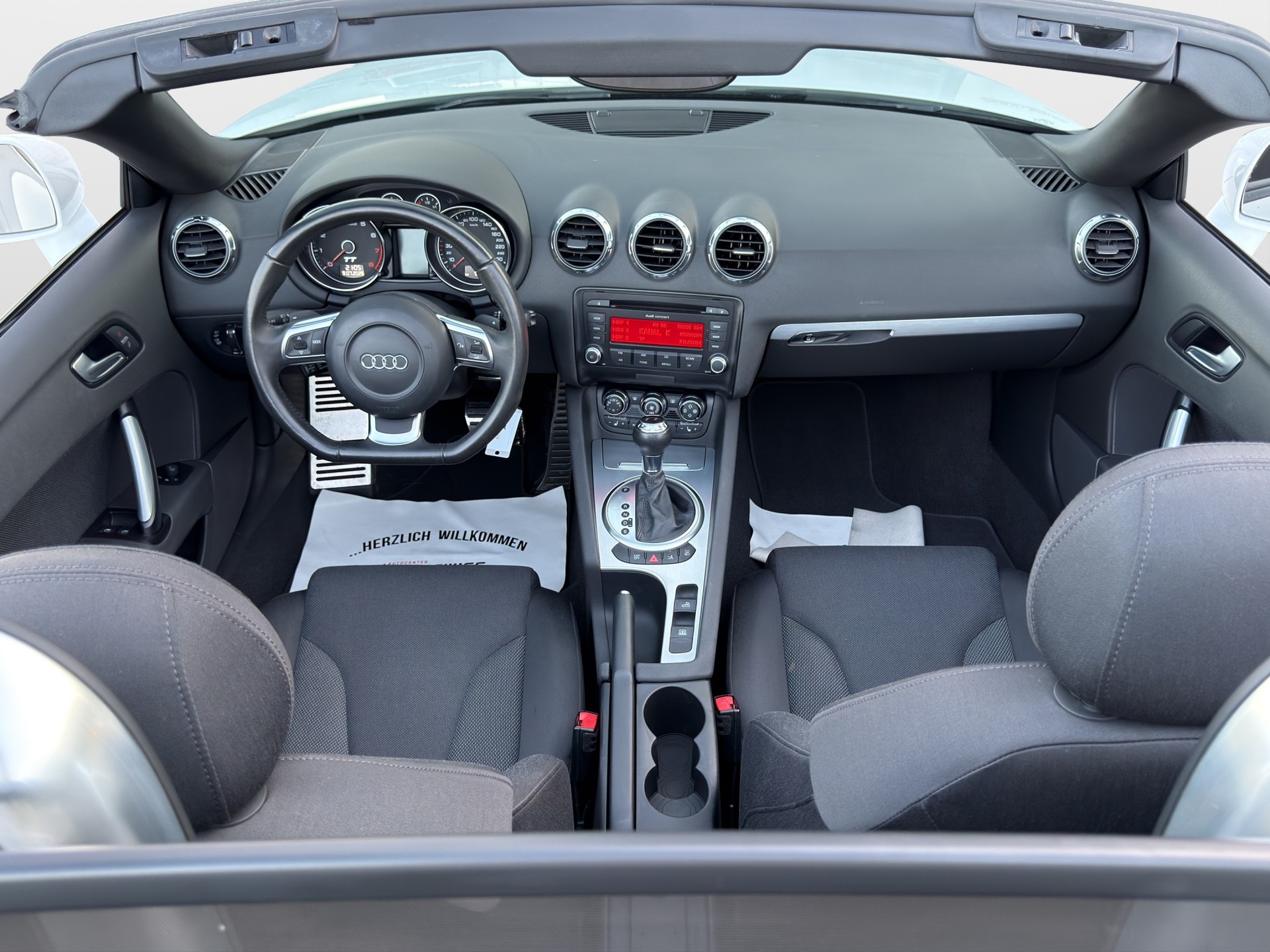 AUDI TT Roadster 2.0 TFSI-image-14