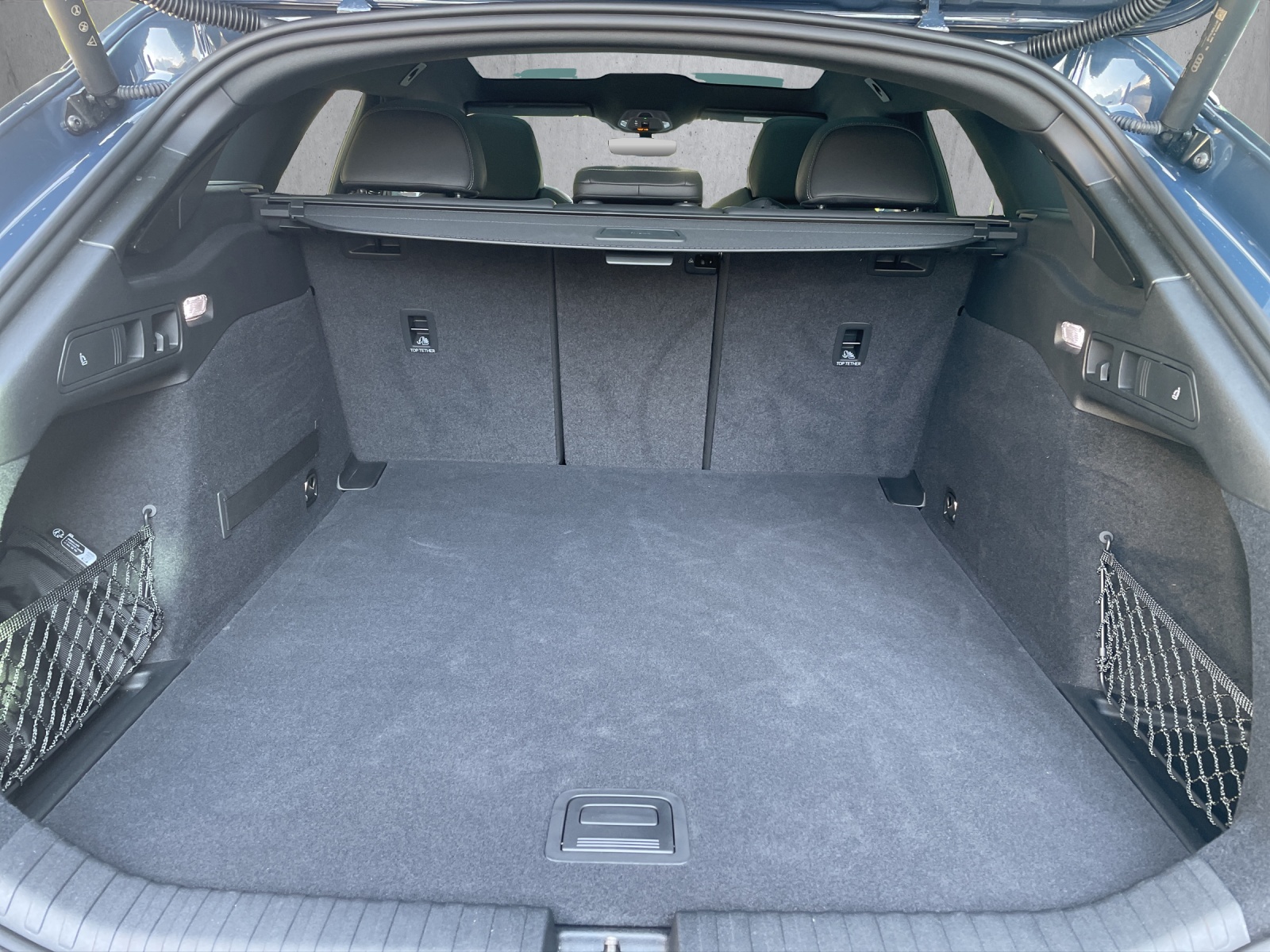 AUDI A6 Avant e-tron quattro-image-14