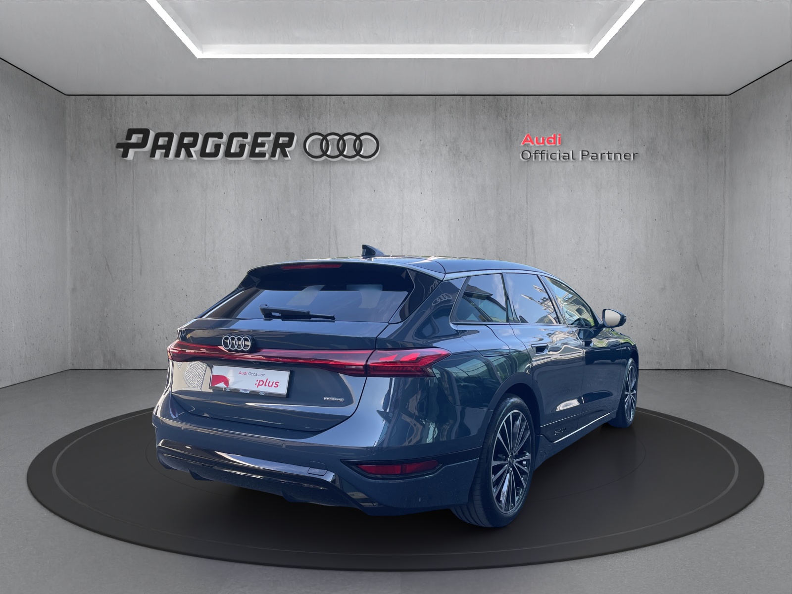 AUDI A6 Avant e-tron quattro-image-6