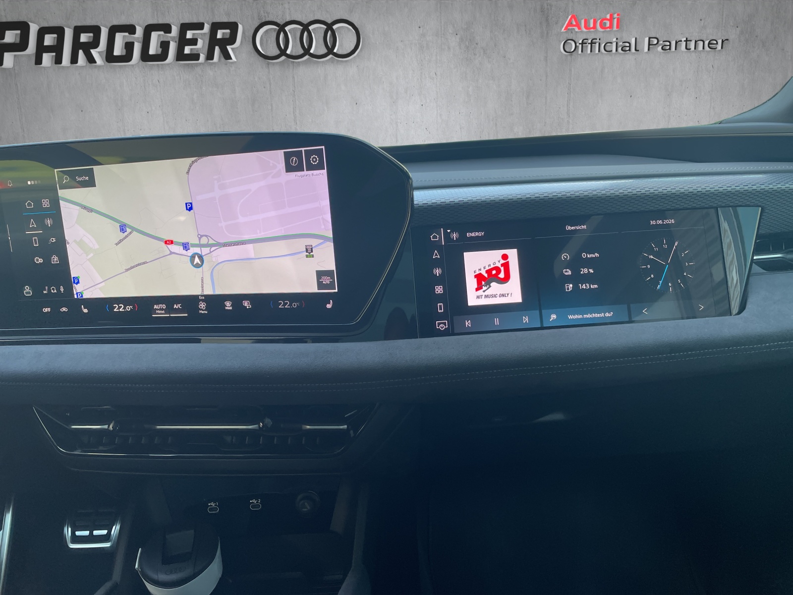 AUDI A6 Avant e-tron quattro-image-12