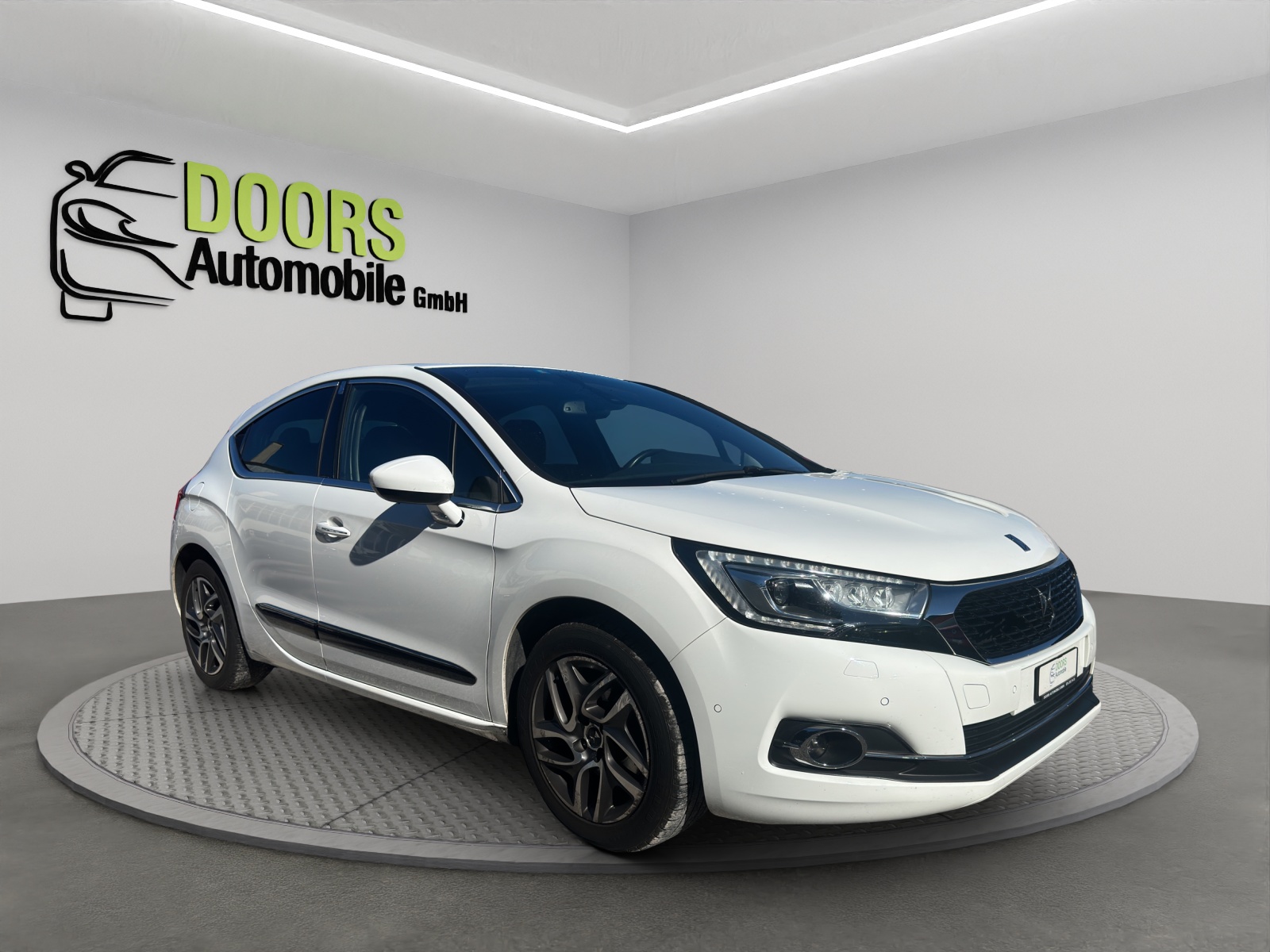 DS AUTOMOBILES DS 4 1.6 THP Faubourg Addict Automatic-image-0