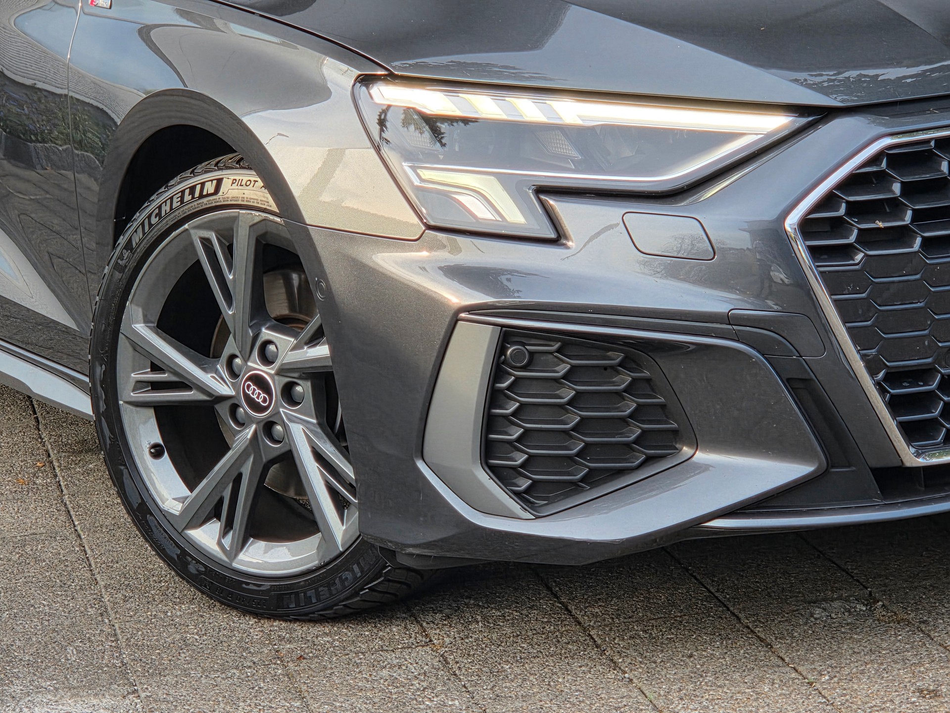 AUDI A3 Sportback 35 TFSI S line Attraction S-tronic **PANORAMA -ASSISTENZ PAKET PLUS -KOMFORT PAKET -ADAPTIVE LED -MEMORY PAKET**-image-3
