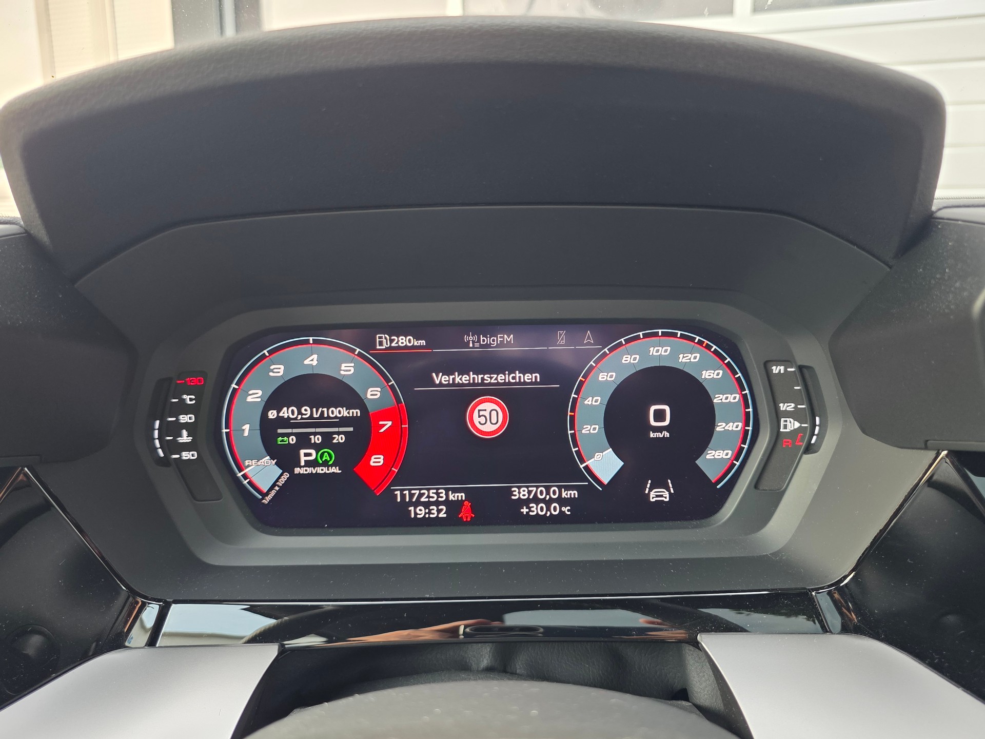 AUDI A3 Sportback 35 TFSI S line Attraction S-tronic **PANORAMA -ASSISTENZ PAKET PLUS -KOMFORT PAKET -ADAPTIVE LED -MEMORY PAKET**-image-25