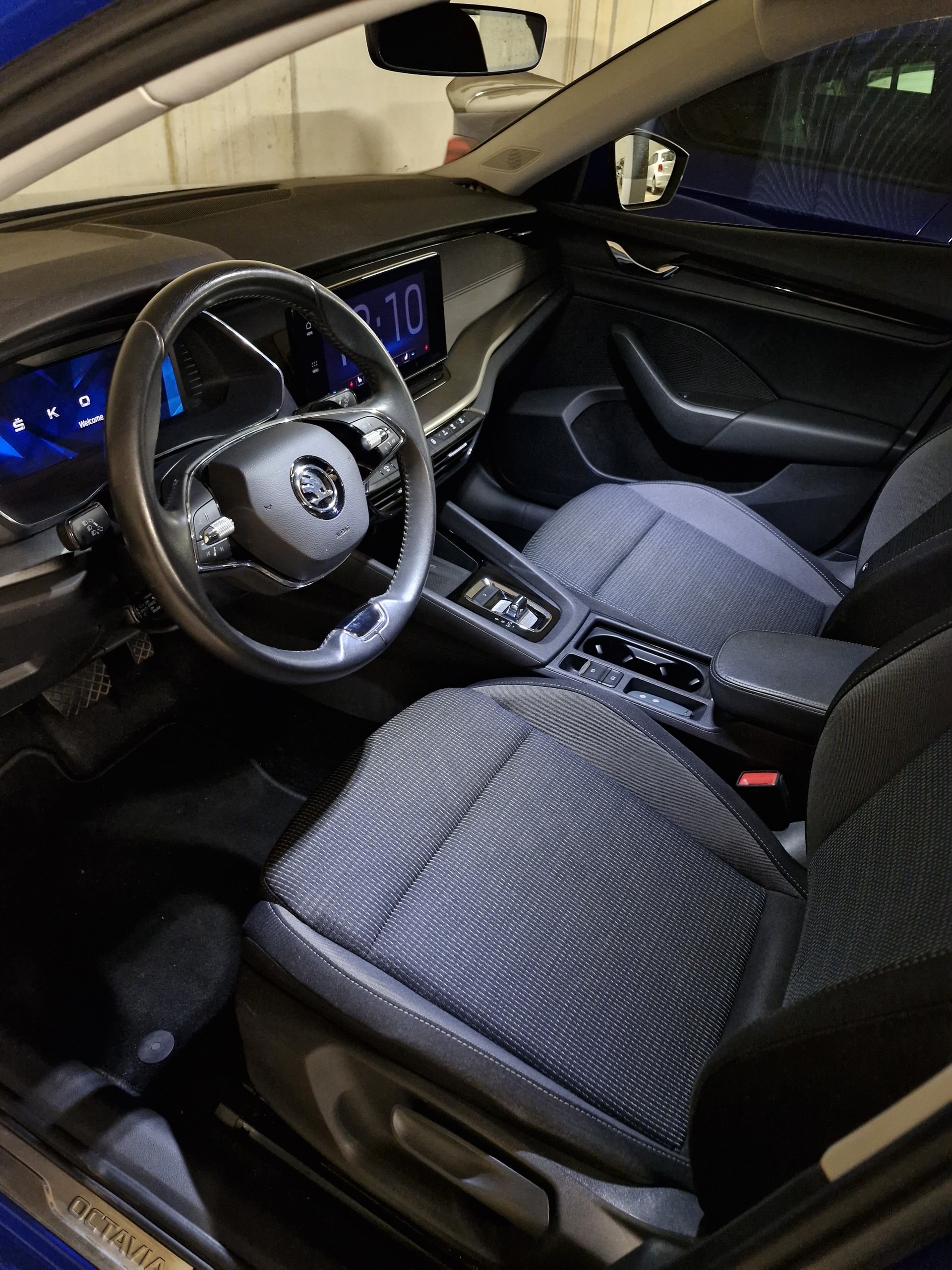 SKODA 2.0 TDI Ambition DSG-image-3