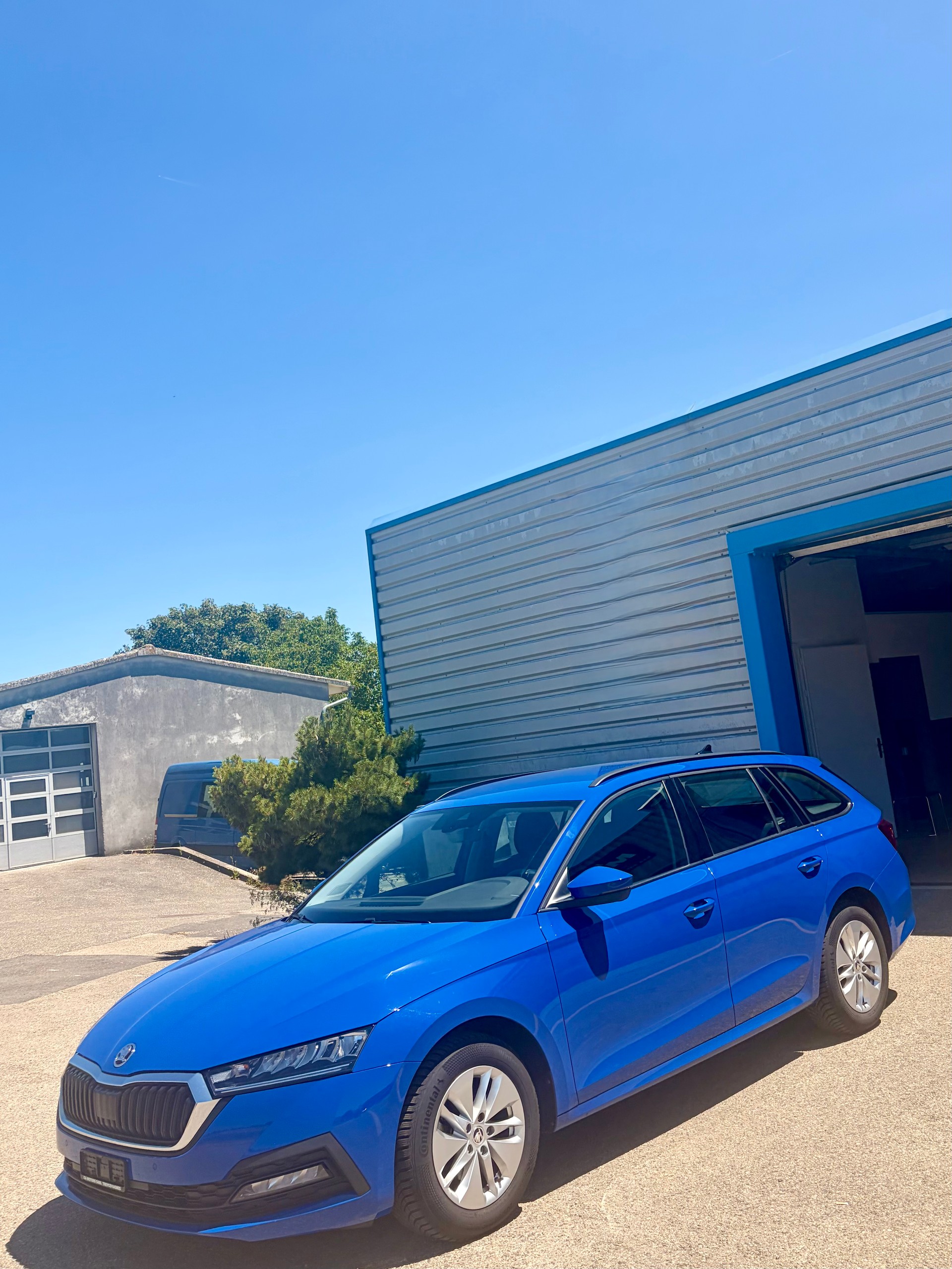 SKODA 2.0 TDI Ambition DSG-image-2