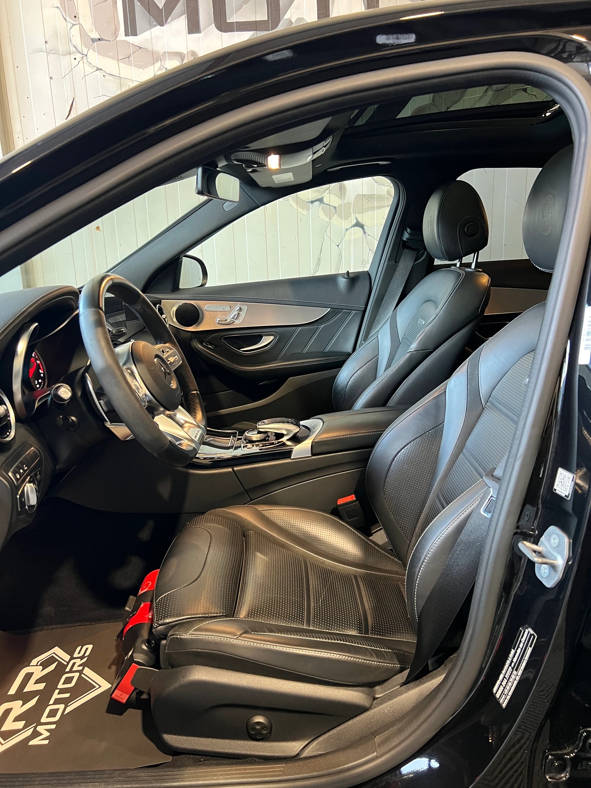 MERCEDES-BENZ C 63 S AMG Speedshift-image-13