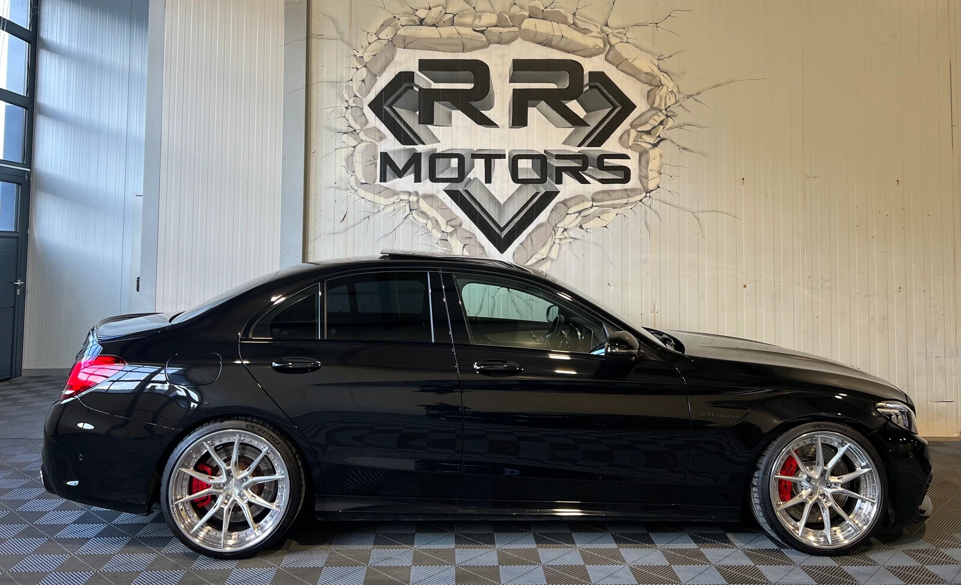 MERCEDES-BENZ C 63 S AMG Speedshift-image-4