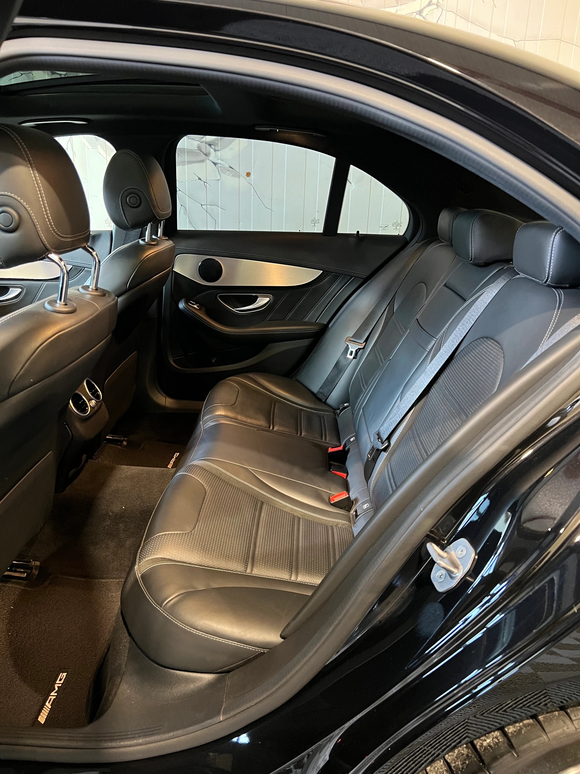 MERCEDES-BENZ C 63 S AMG Speedshift-image-15
