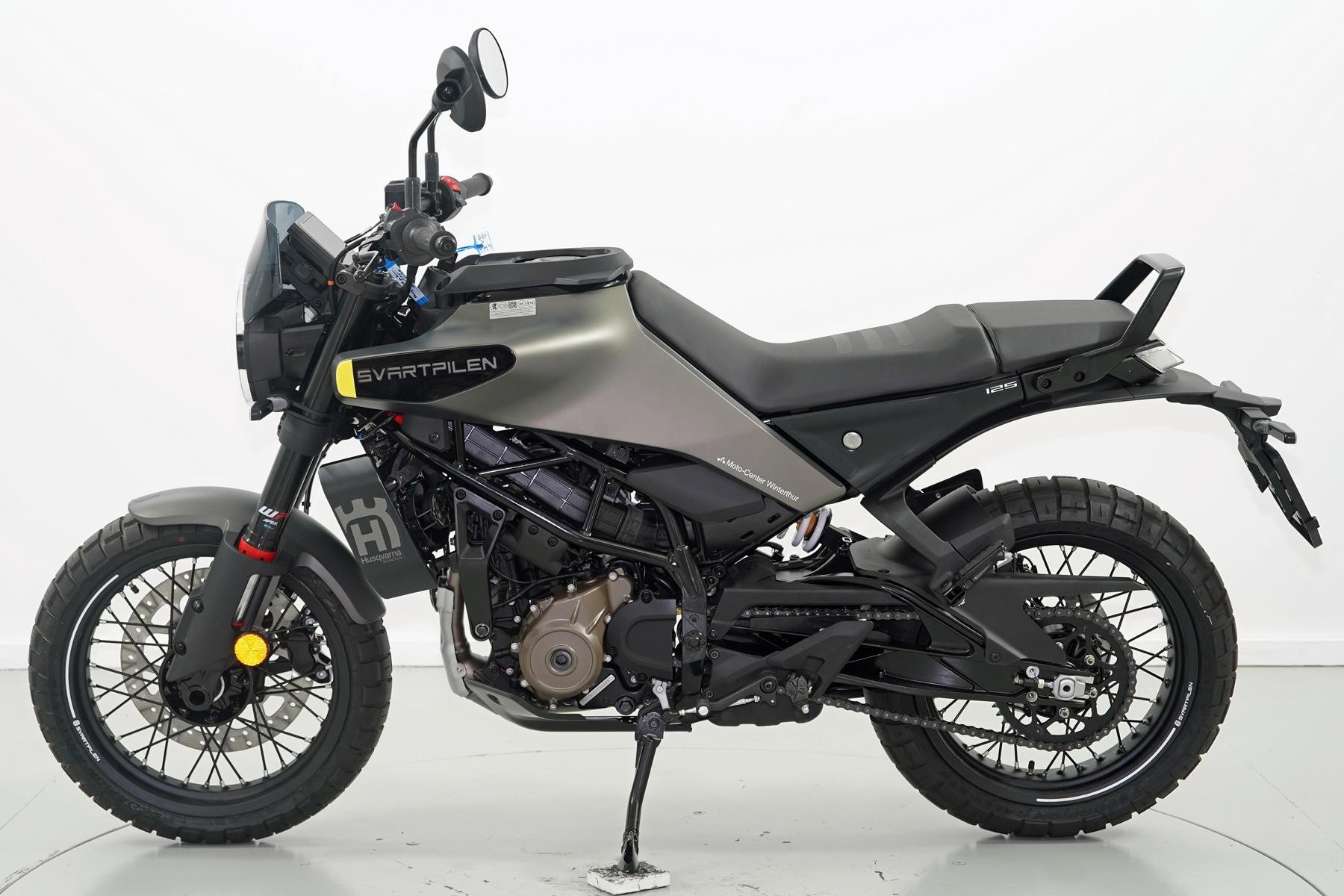 HUSQVARNA SVARTPILEN 125-image-4
