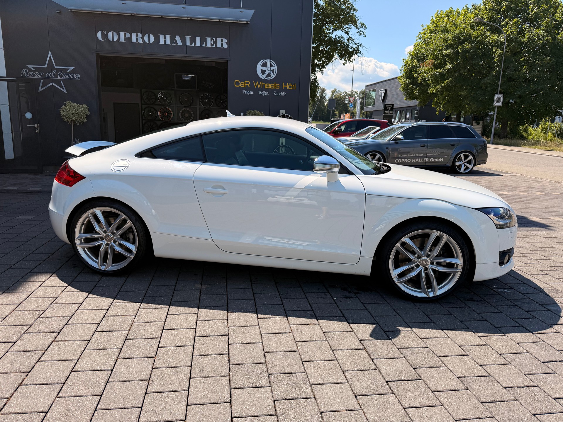 AUDI TT 3.2 quattro-image-6