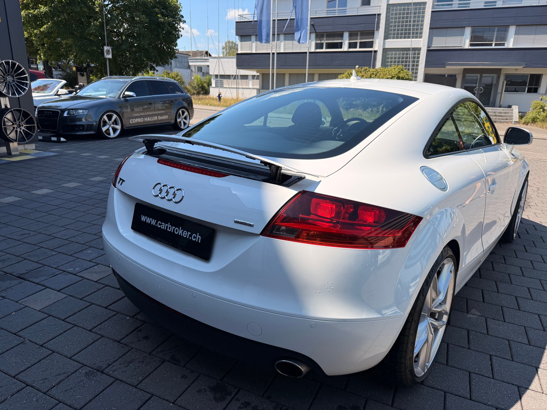 AUDI TT 3.2 quattro-image-8