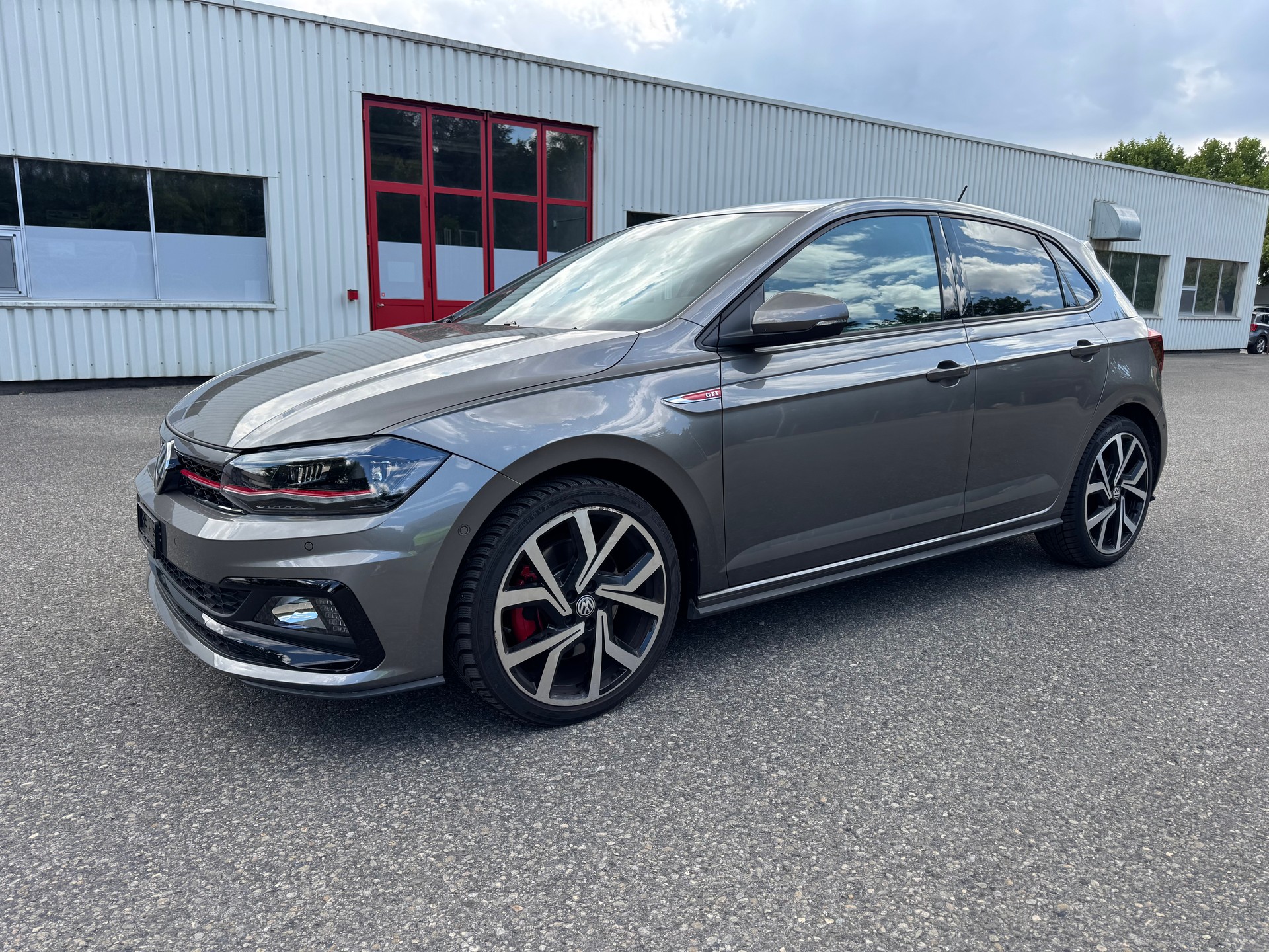 VW Polo 2.0 TSI GTI DSG-image-0