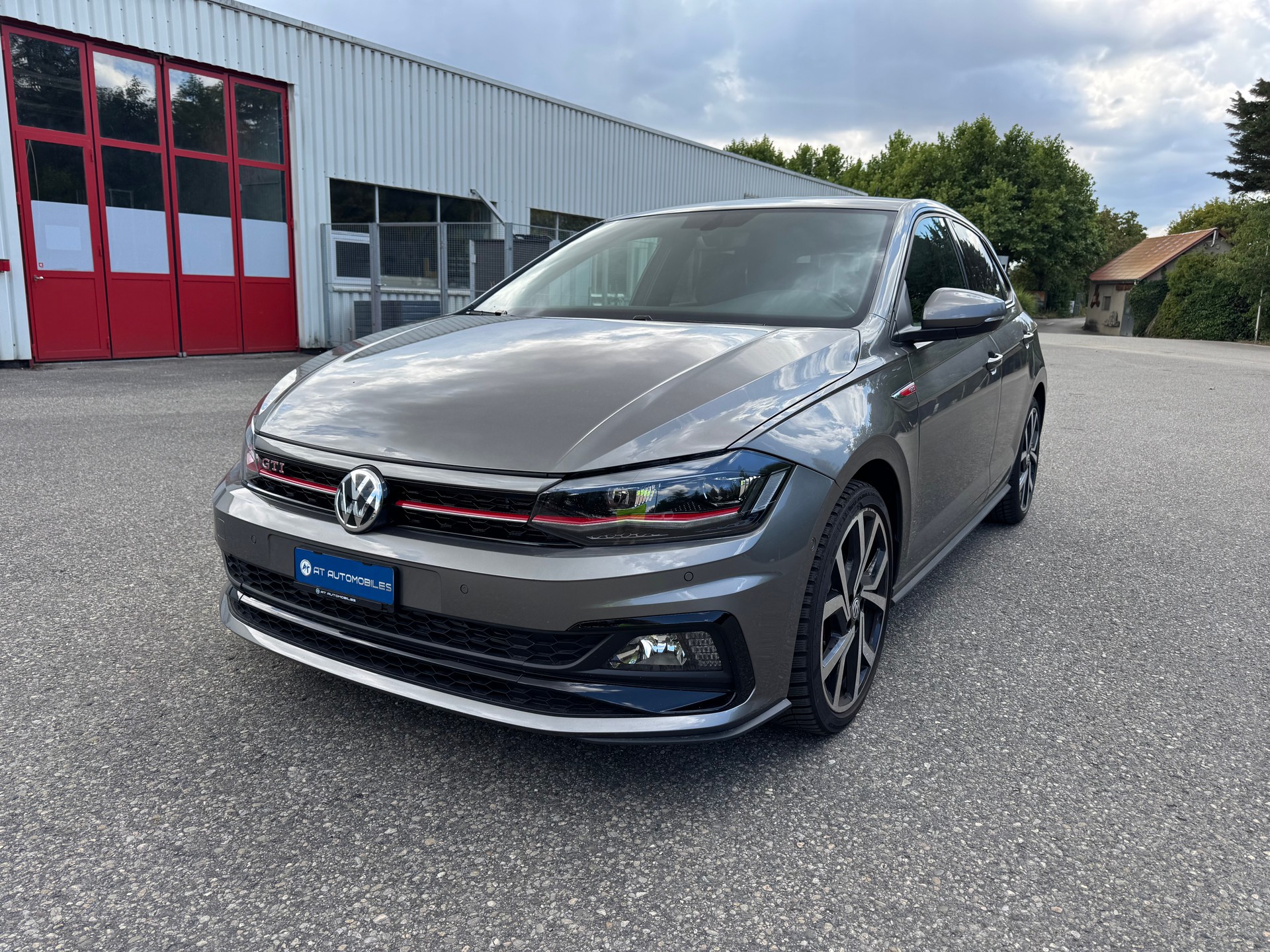 VW Polo 2.0 TSI GTI DSG-image-1