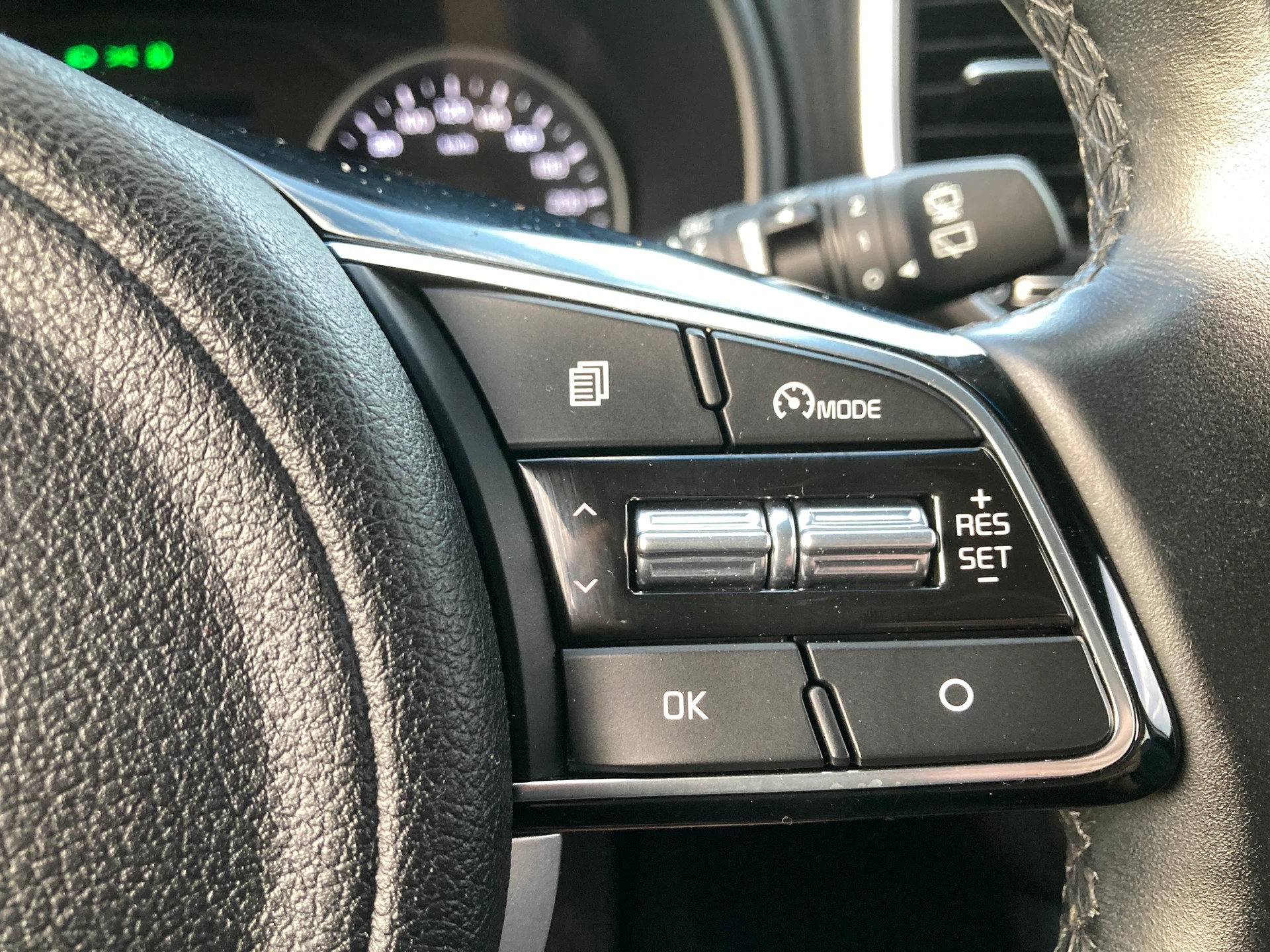 KIA Sportage 1.6CRDi Mild Hybrid Black Edition 4WD DCT-image-10