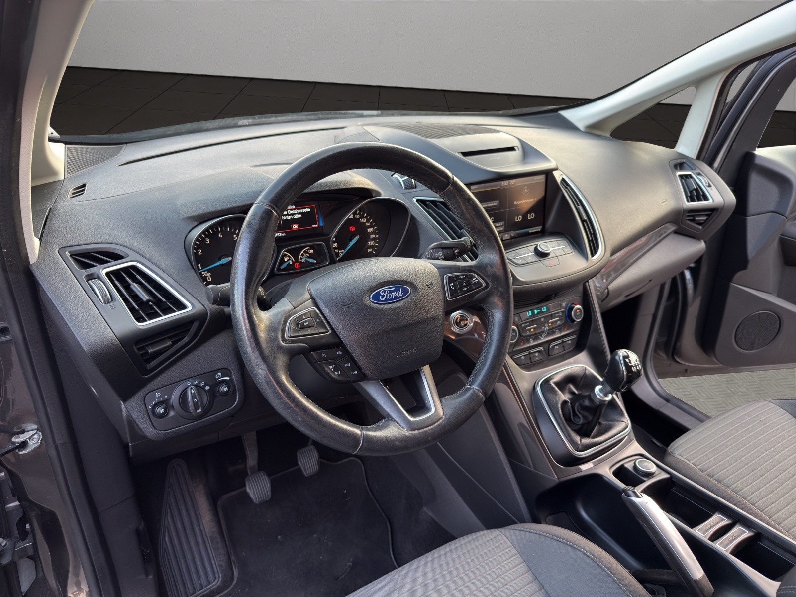 FORD C-Max 1.5 SCTi Trend-image-9