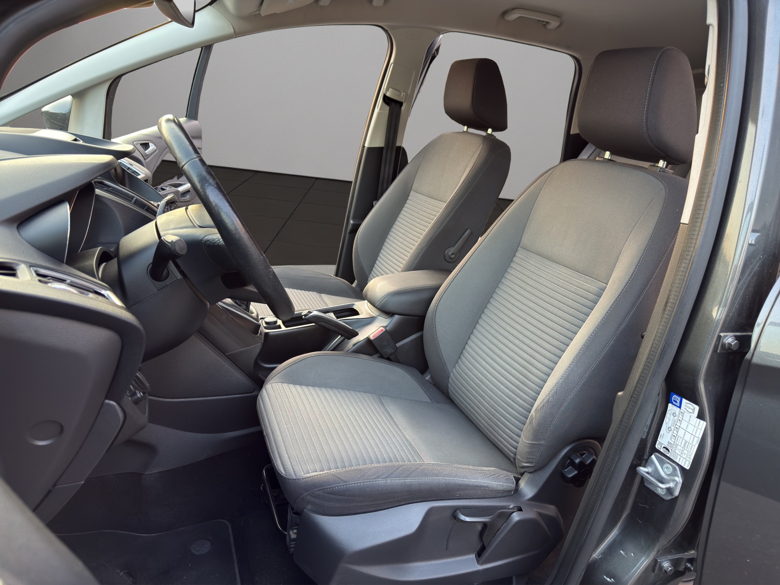 FORD C-Max 1.5 SCTi Trend-image-8