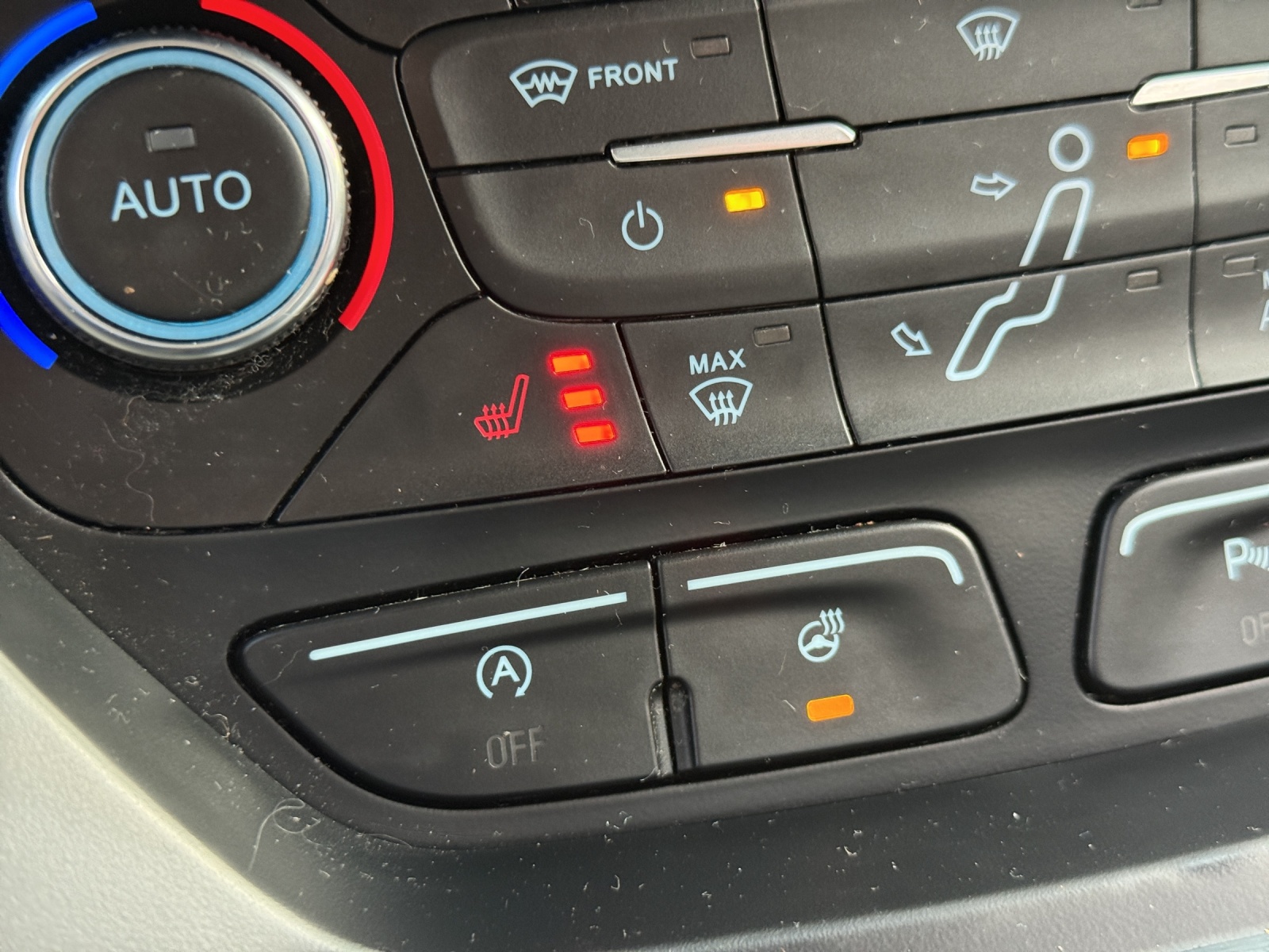 FORD C-Max 1.5 SCTi Trend-image-24