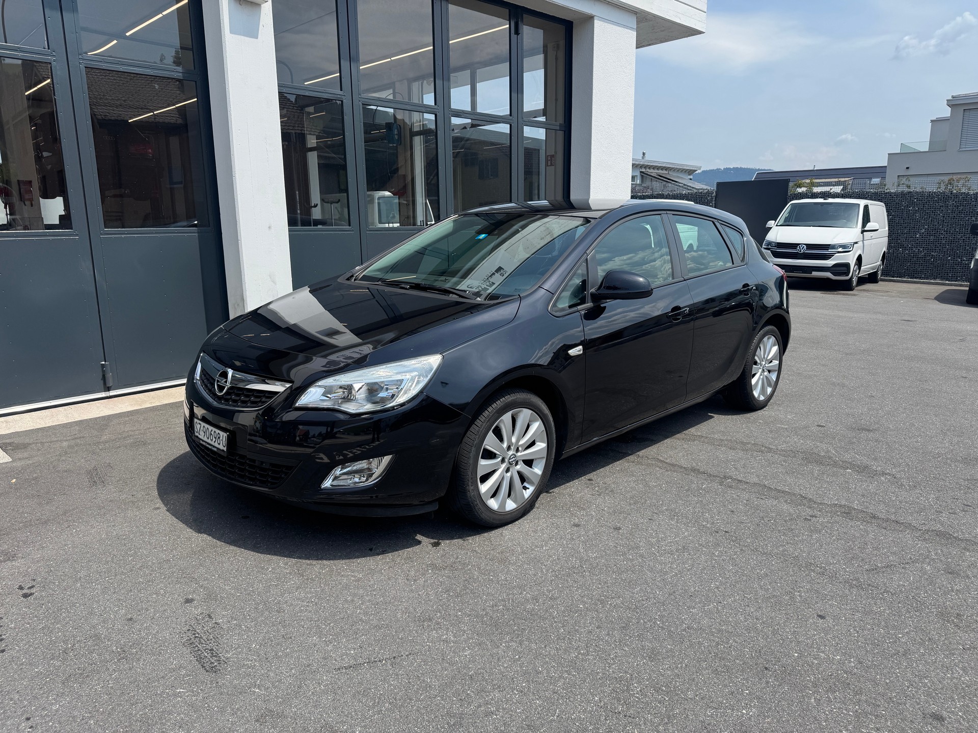 OPEL Astra 1.4i 16V Turbo Enjoy-image-0
