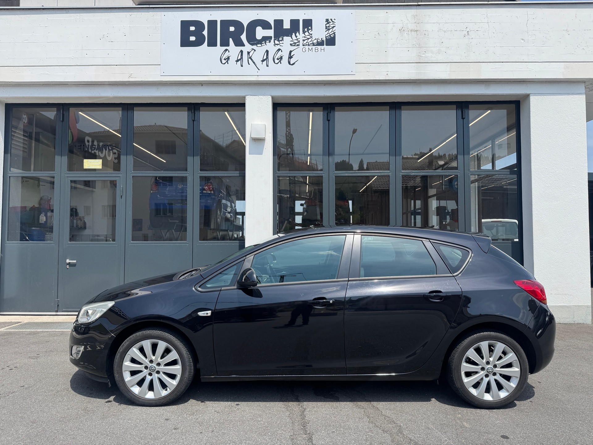 OPEL Astra 1.4i 16V Turbo Enjoy-image-1