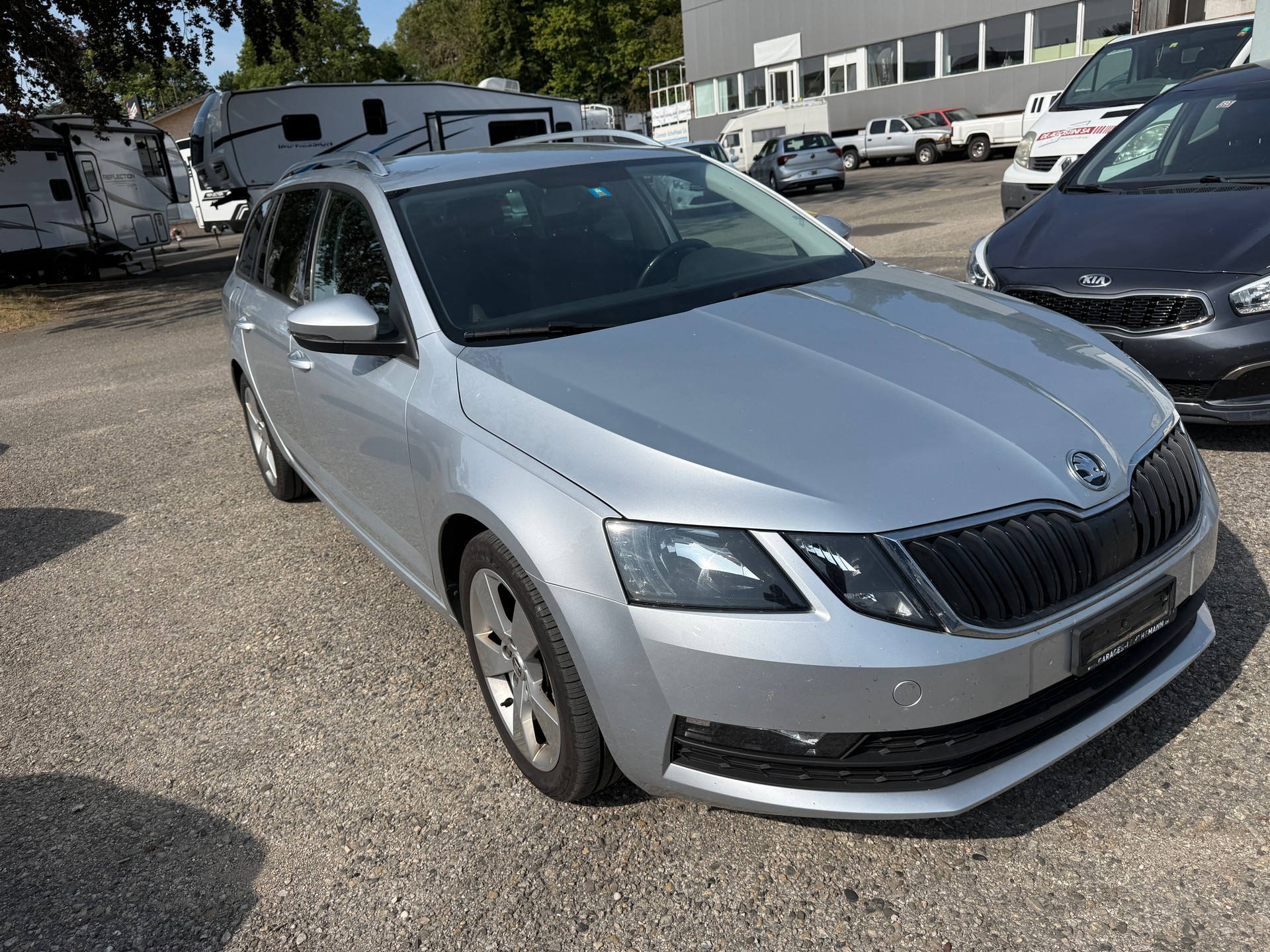 SKODA Octavia Combi 1.5 TSI Ambition DSG-image-1