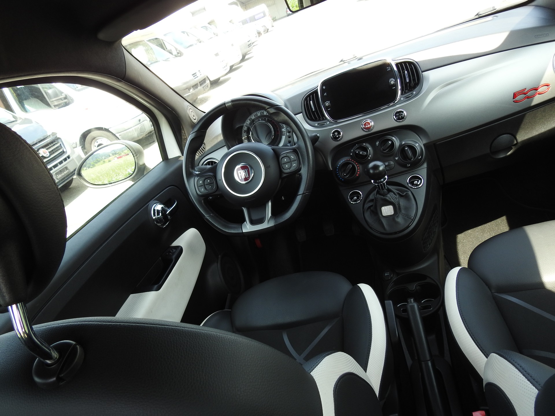 FIAT 500 1.2 Lounge-image-16