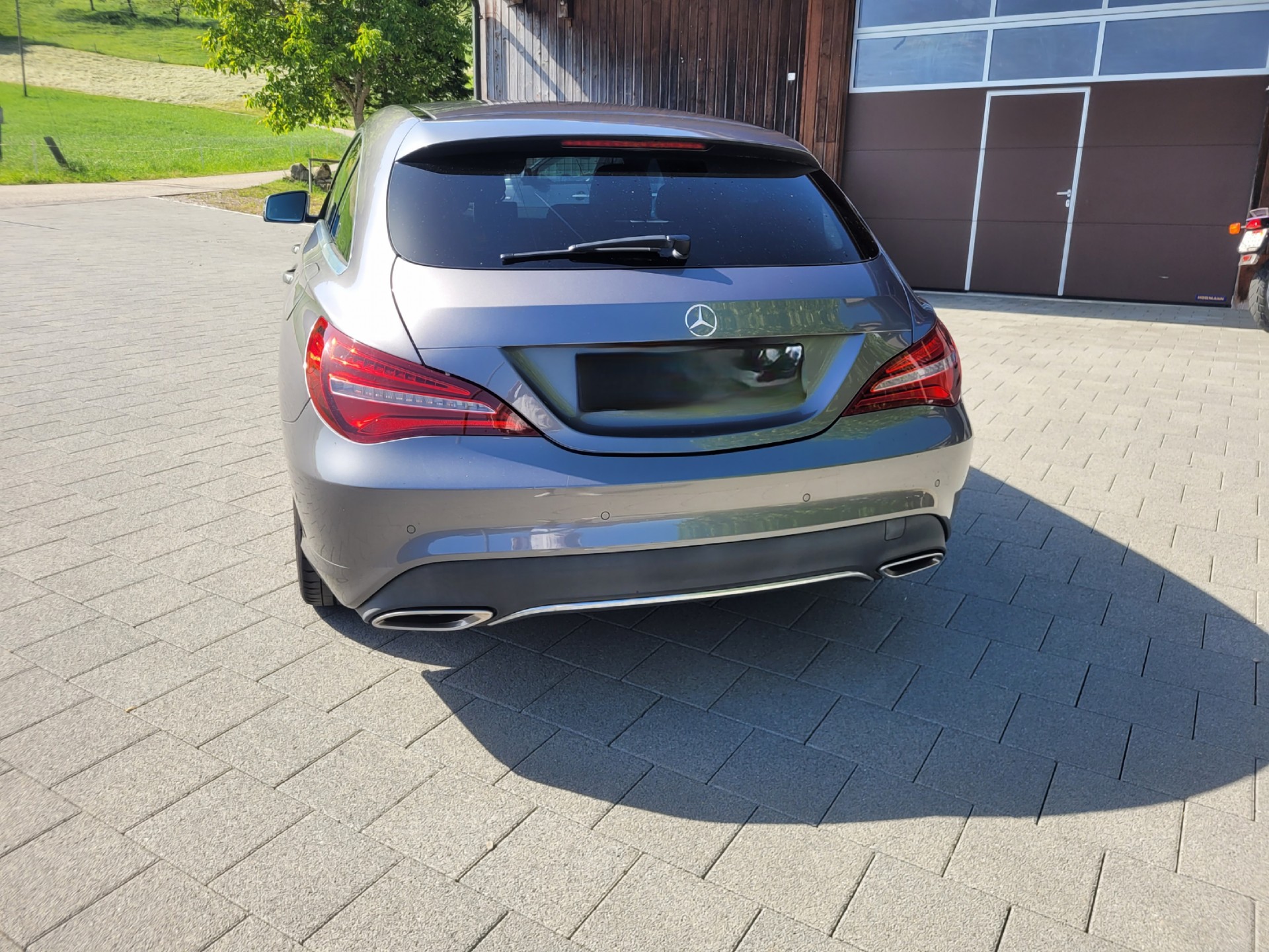 MERCEDES-BENZ CLA 220 d-image-3