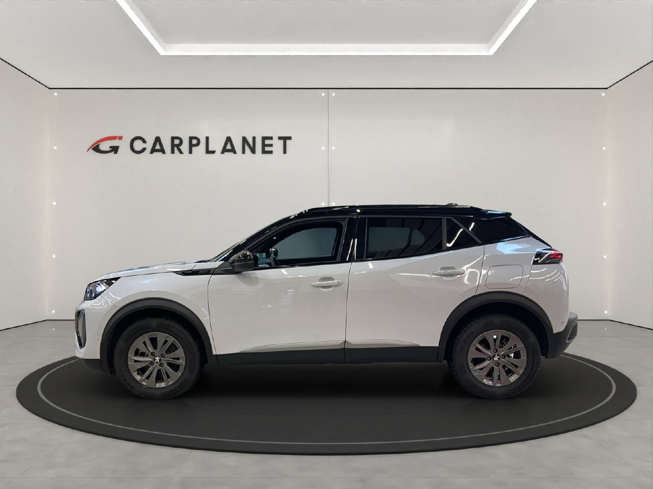 PEUGEOT 2008 1.2 Hybrid 145 GT-image-1