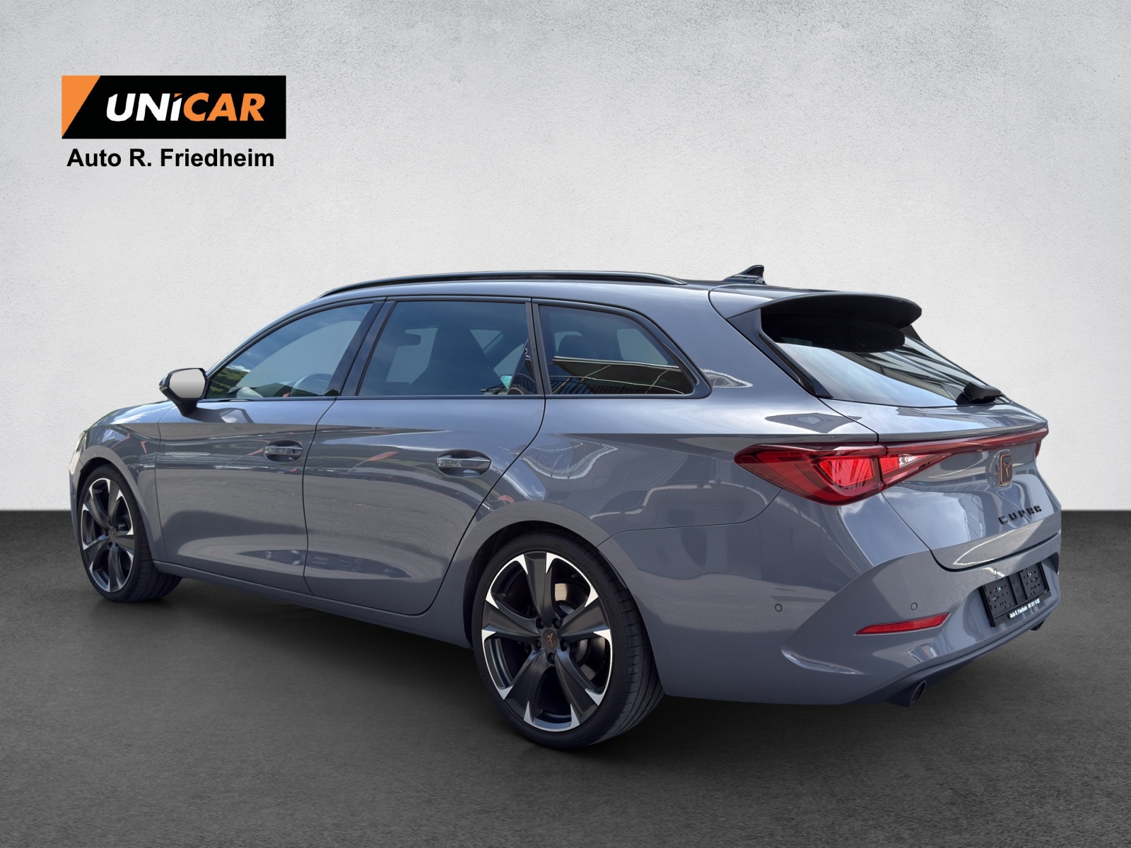 CUPRA LEON ST 2.0 TSI VZ DSG-image-4