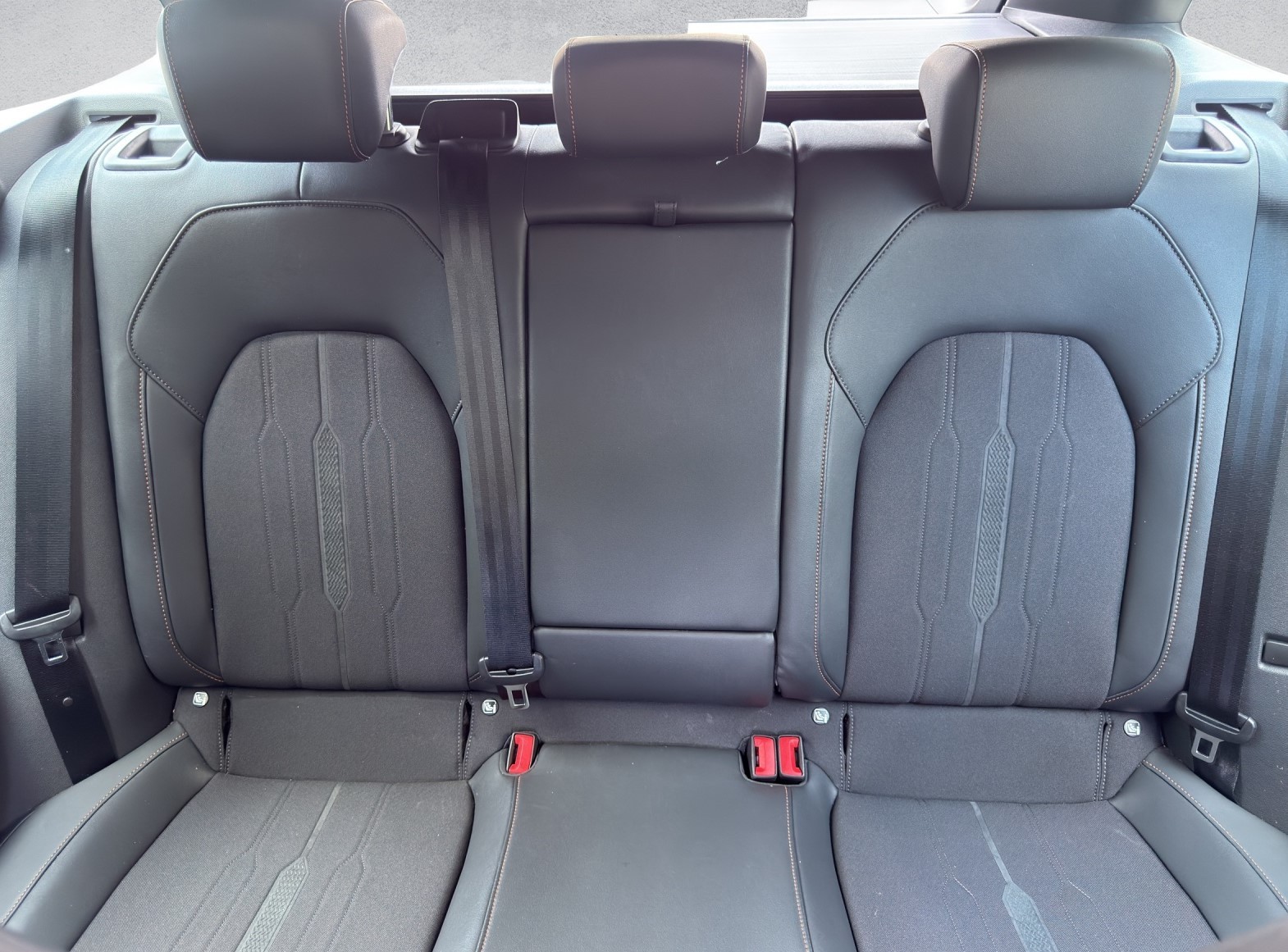 CUPRA LEON ST 2.0 TSI VZ DSG-image-14
